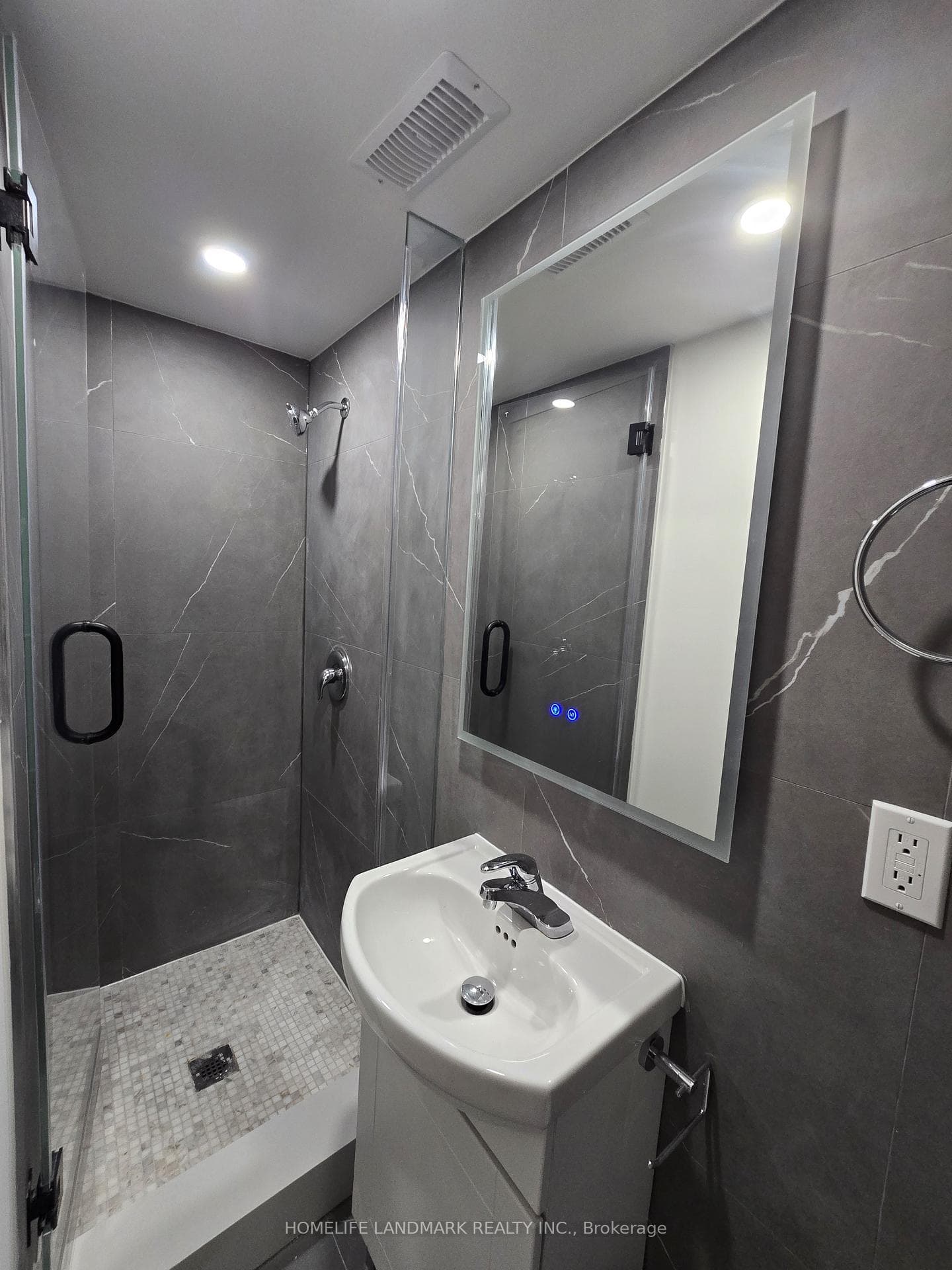 9 Alton Avenue photo 4