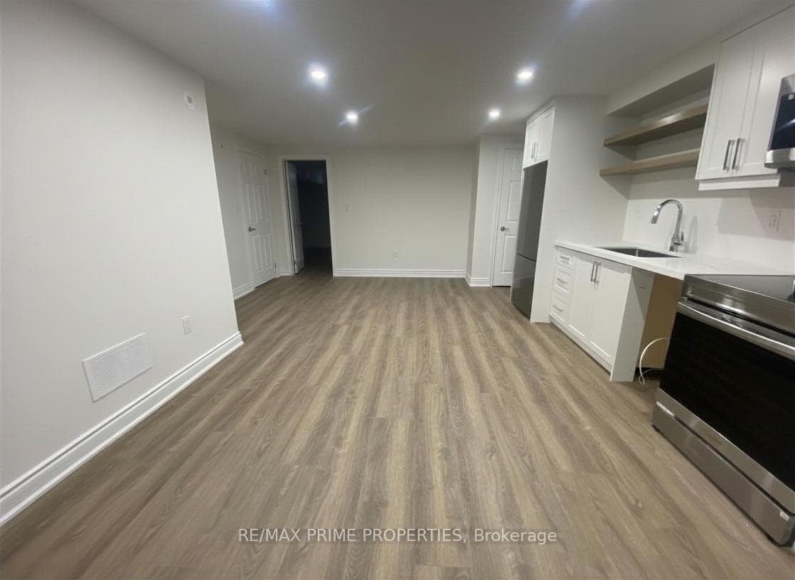 Living/Kitchen
