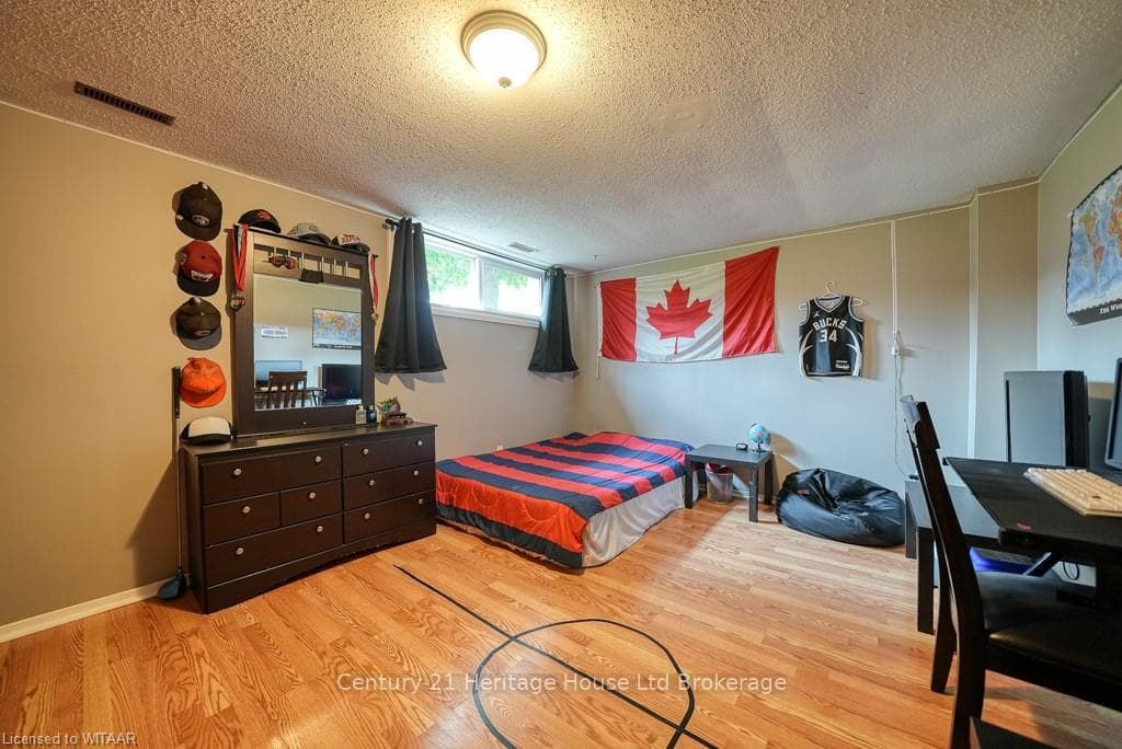458 SPRINGBANK Avenue Unit 1 photo 34
