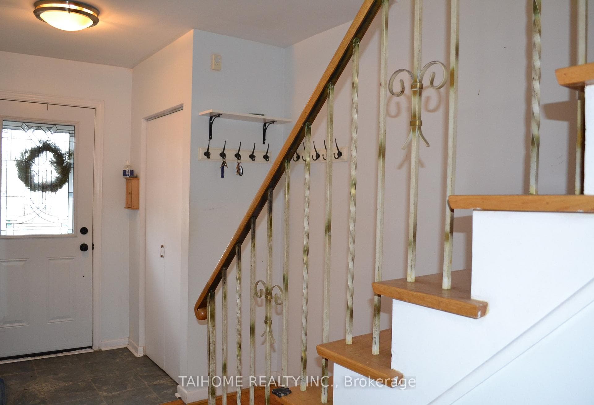 4 Tillplain Road photo 2