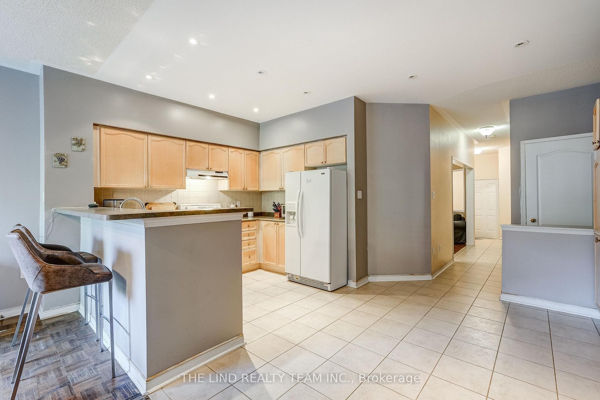 29 Tuscana Boulevard photo 9