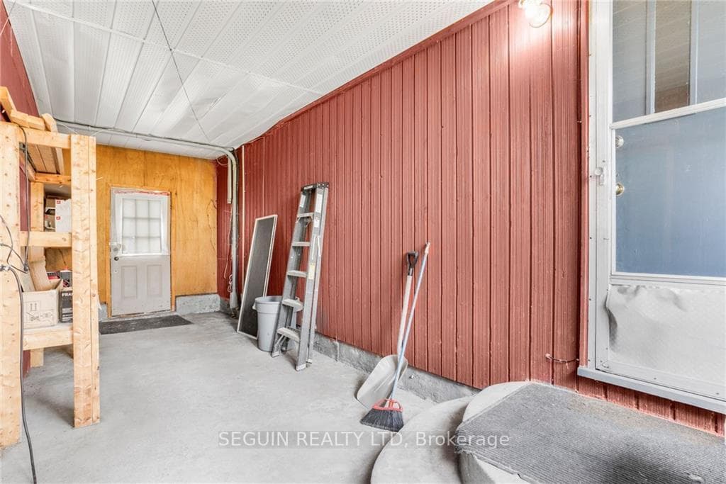 6651 HIGHWAY 34 photo 11