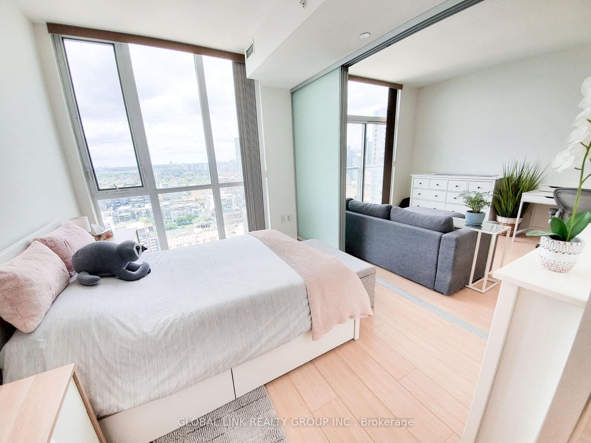 85 Queens Wharf Road Unit 4510 photo 5