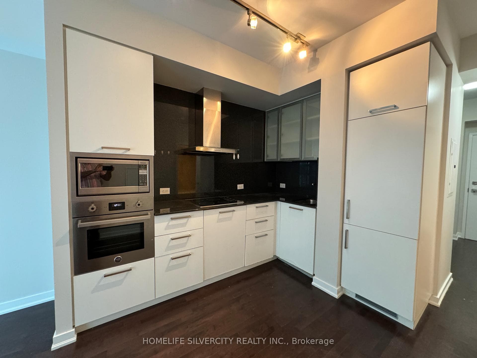 14 York Street Unit 409 photo 8