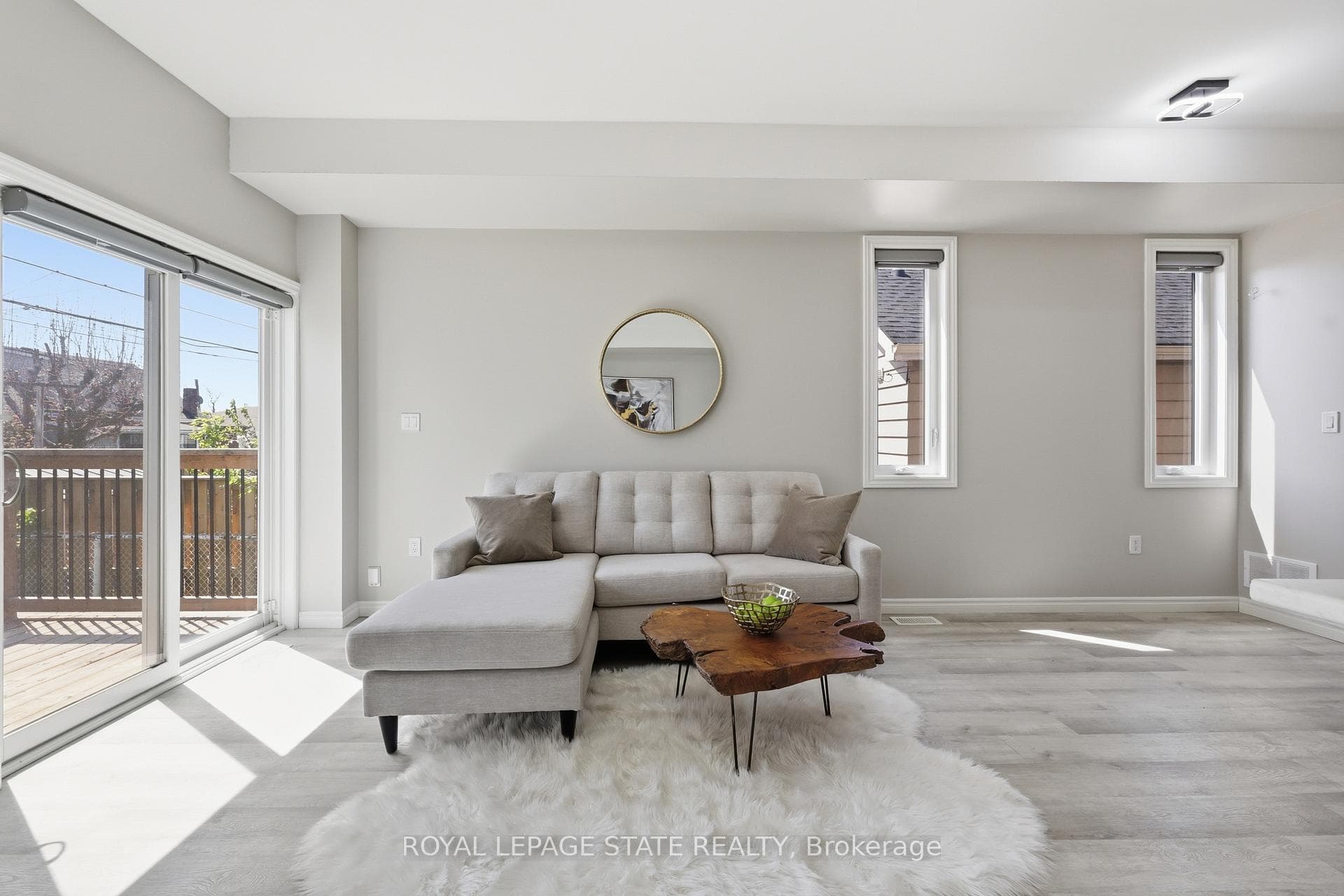 37 Delena Avenue photo 14