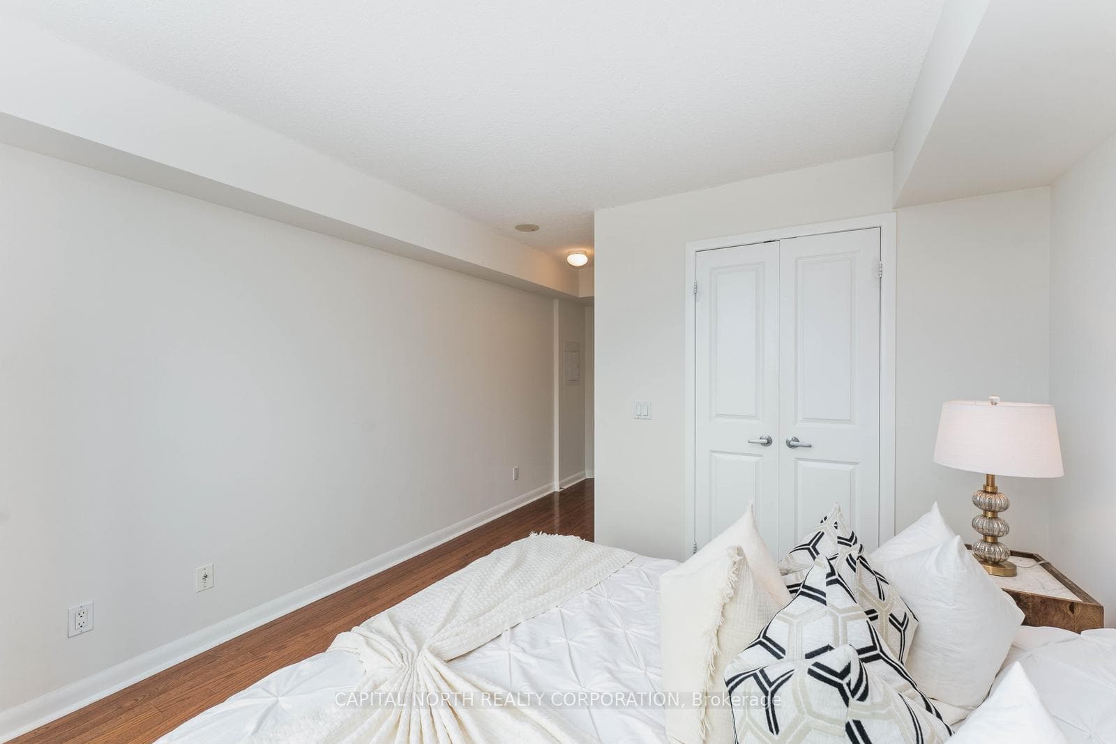 225 Sherway Gardens Road Unit 709 photo 22