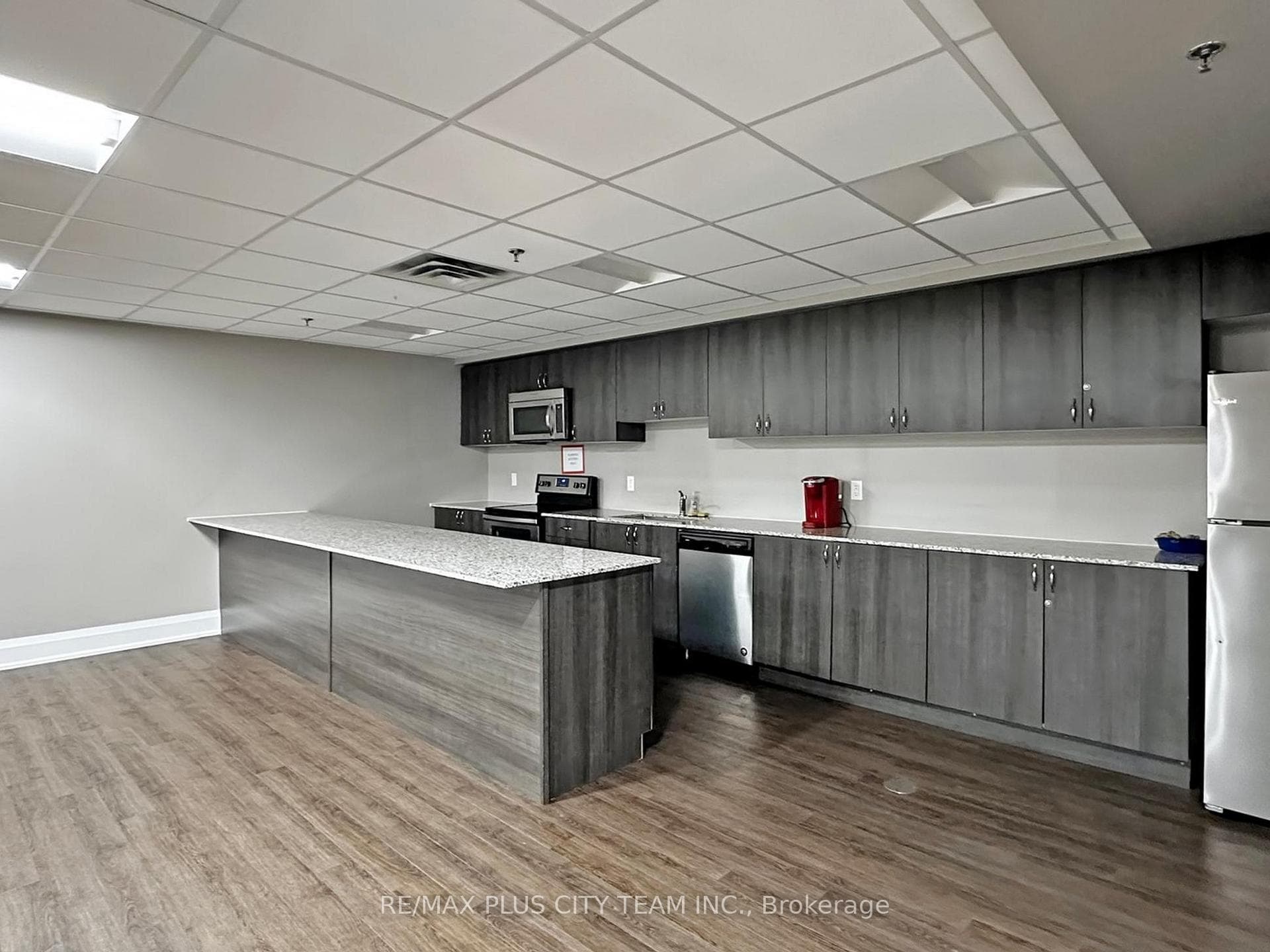 481 Rupert Avenue Unit 2218 photo 24