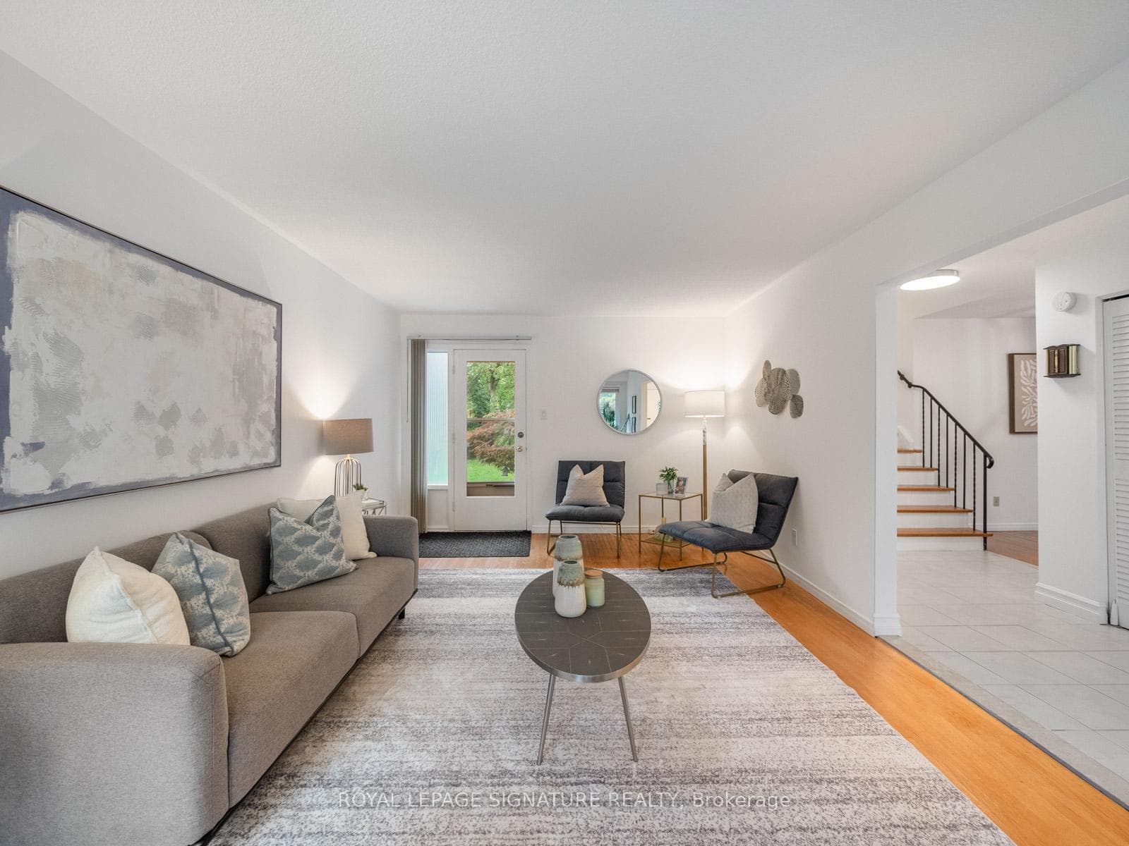 393 Lawson Road photo 9