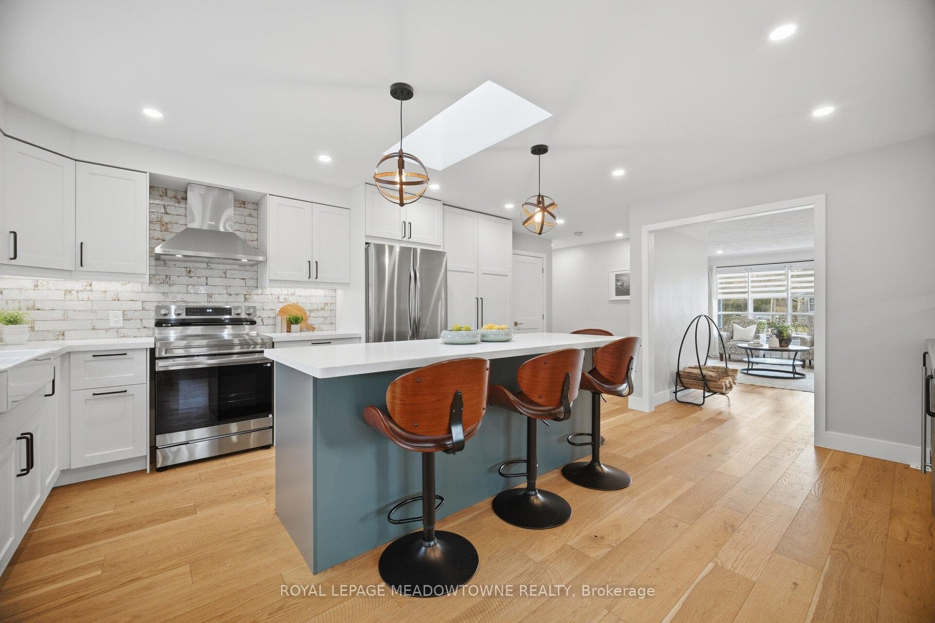 282 Woodward Avenue photo 9