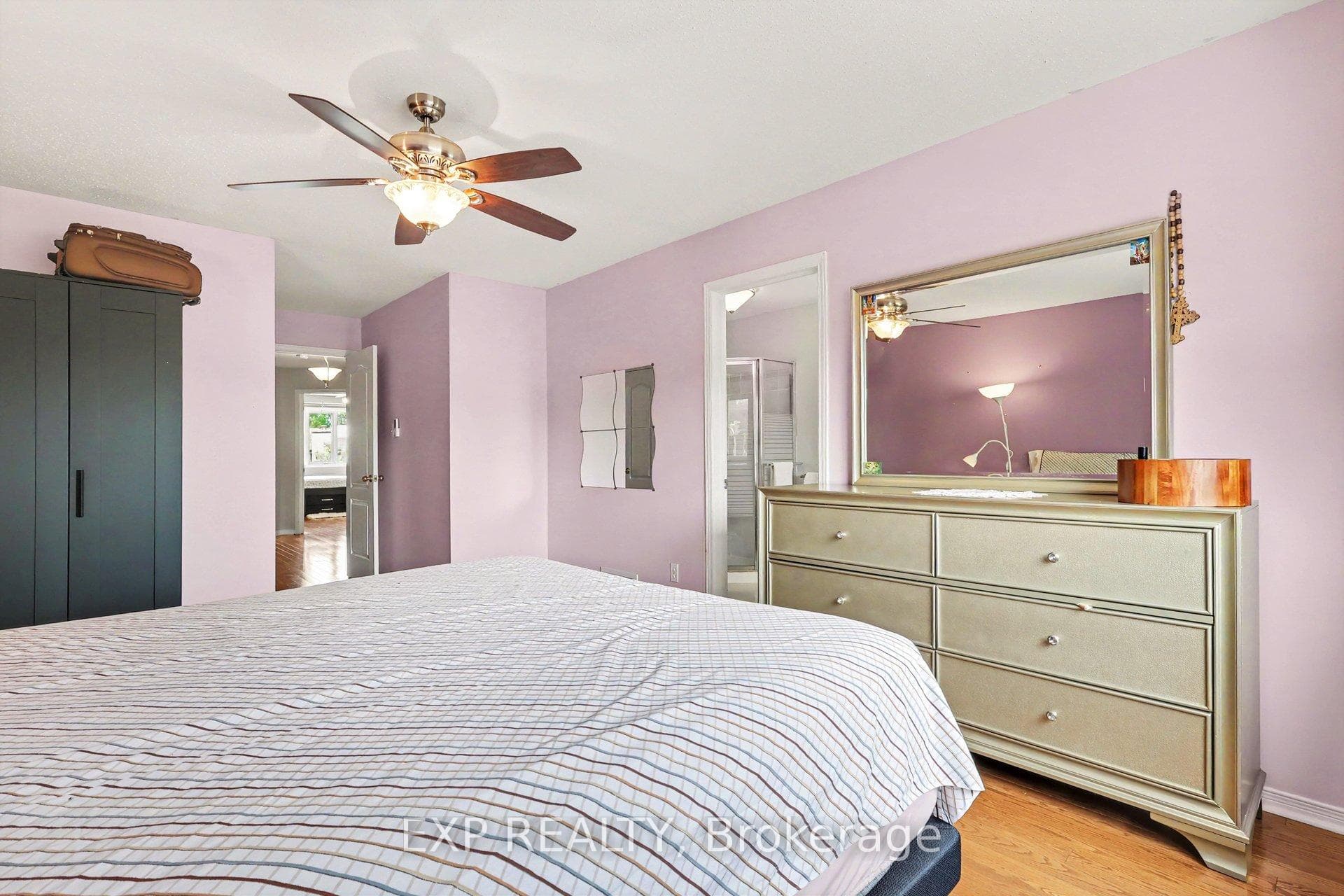 86 Scarlet Court photo 10