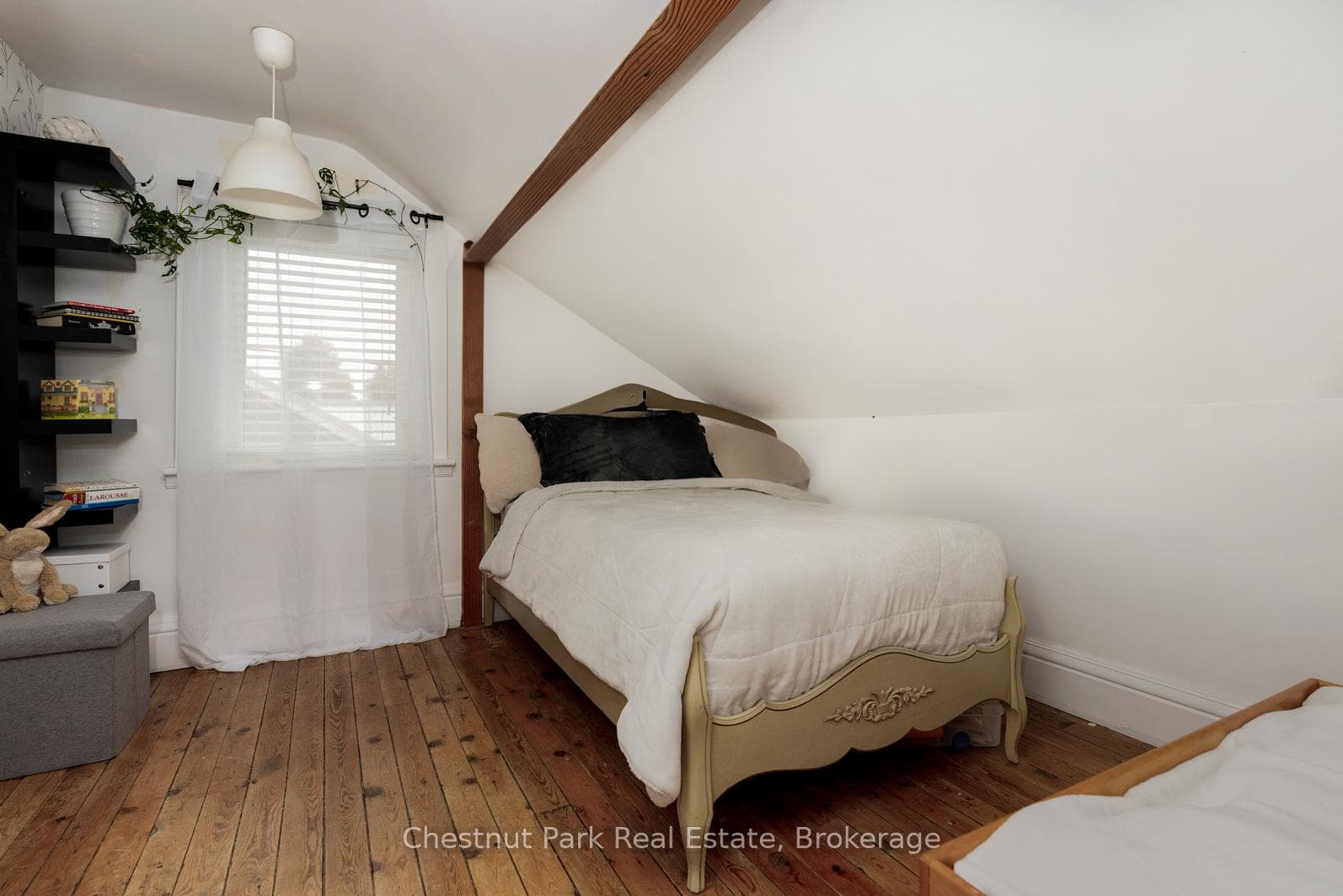 77 Niagara Street photo 24