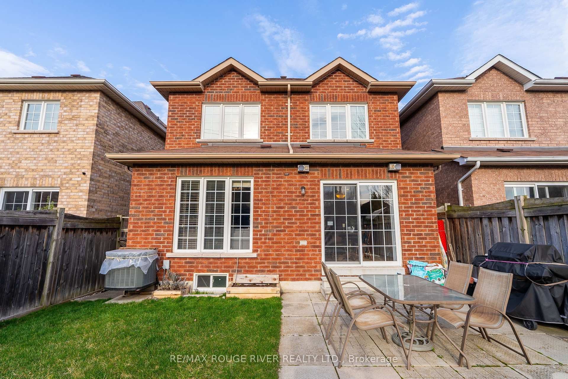 30 Cottage Crescent photo 28
