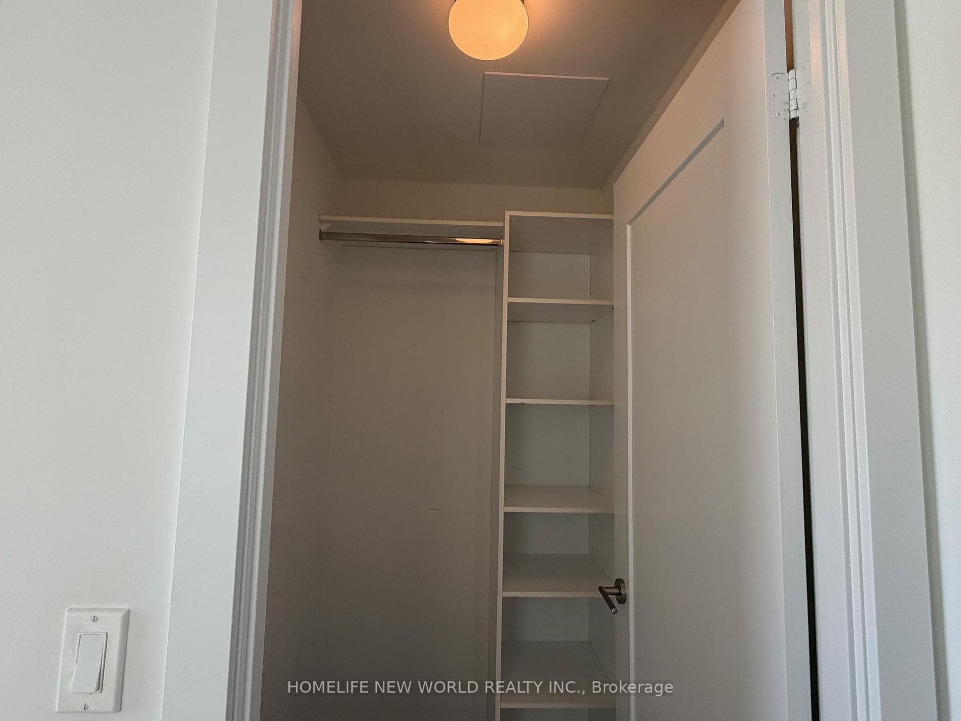 38 Cameron Street Unit 816 photo 17