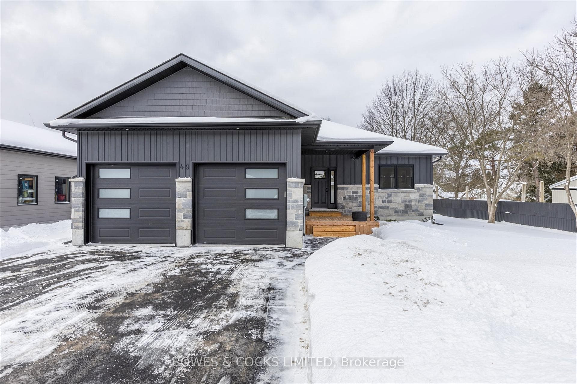 49 South Maloney Street photo 1