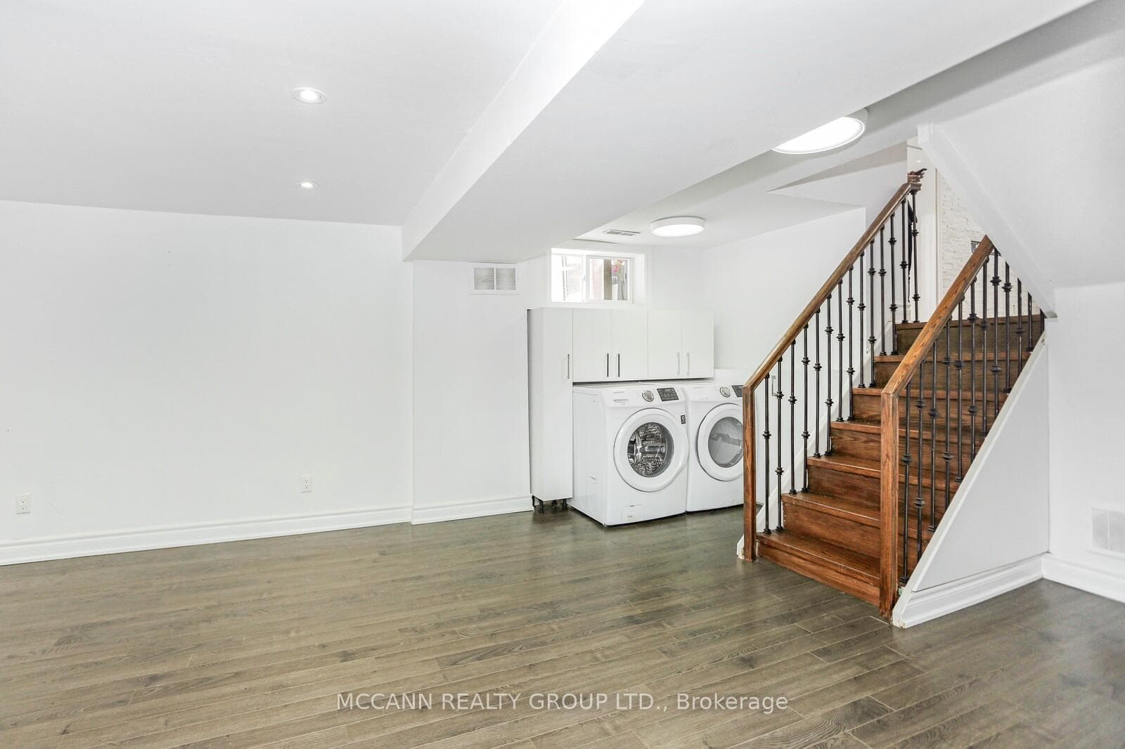 81 Aurora Heights Drive photo 23