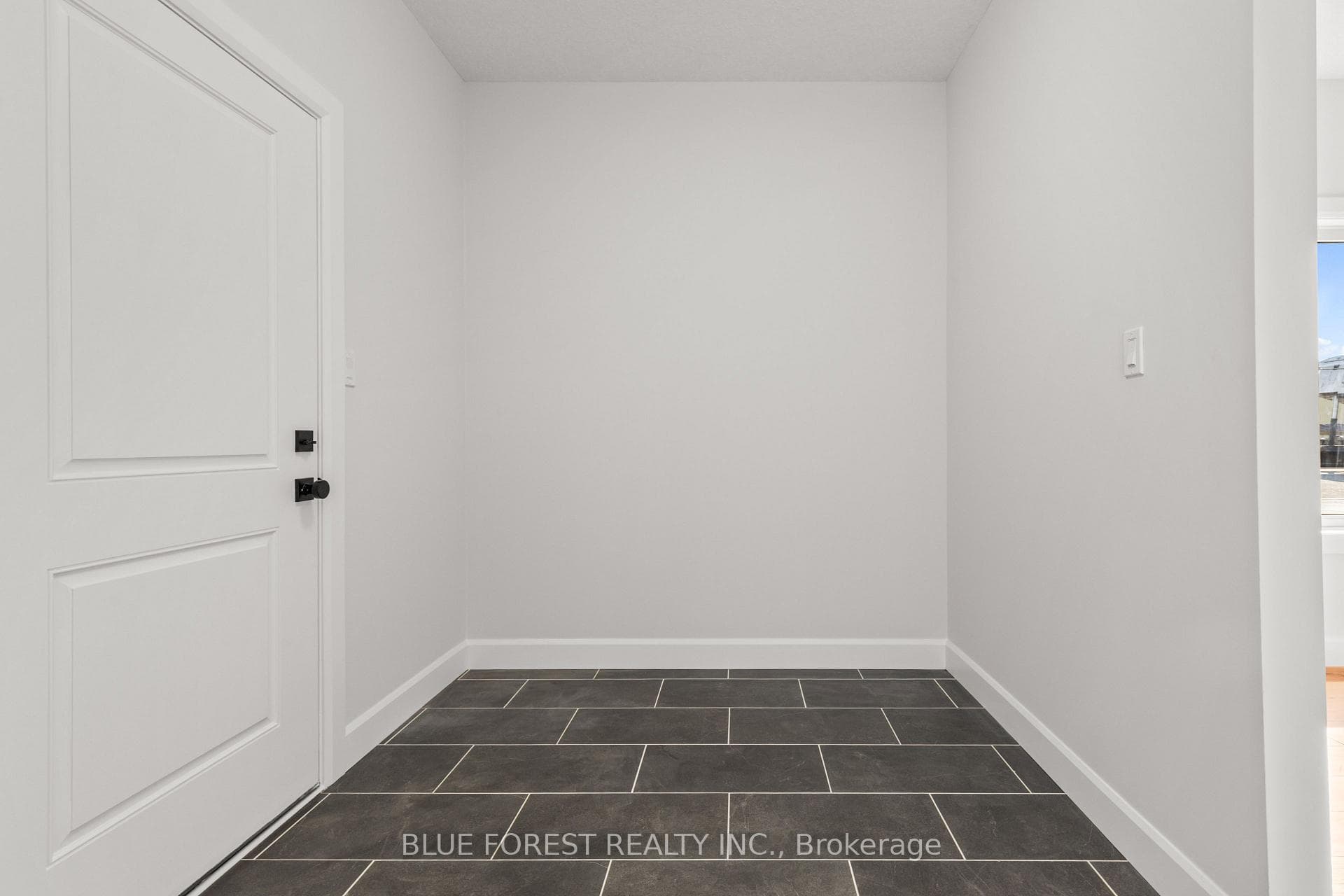 198 McRae Street photo 22