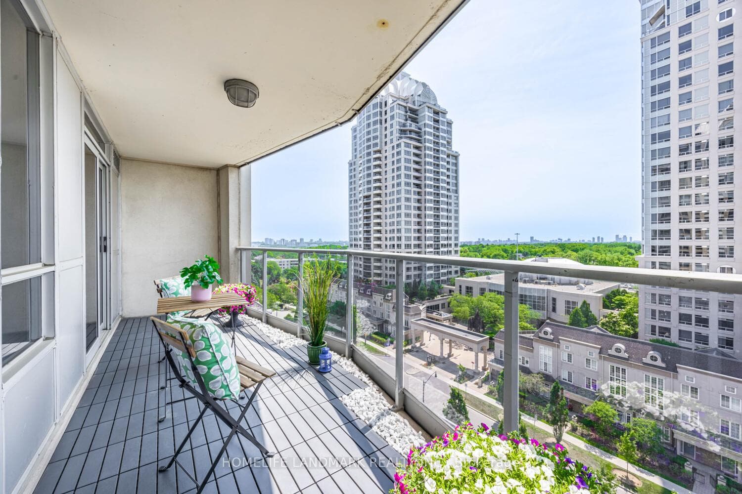 2 Rean Drive Unit 1010 photo 26