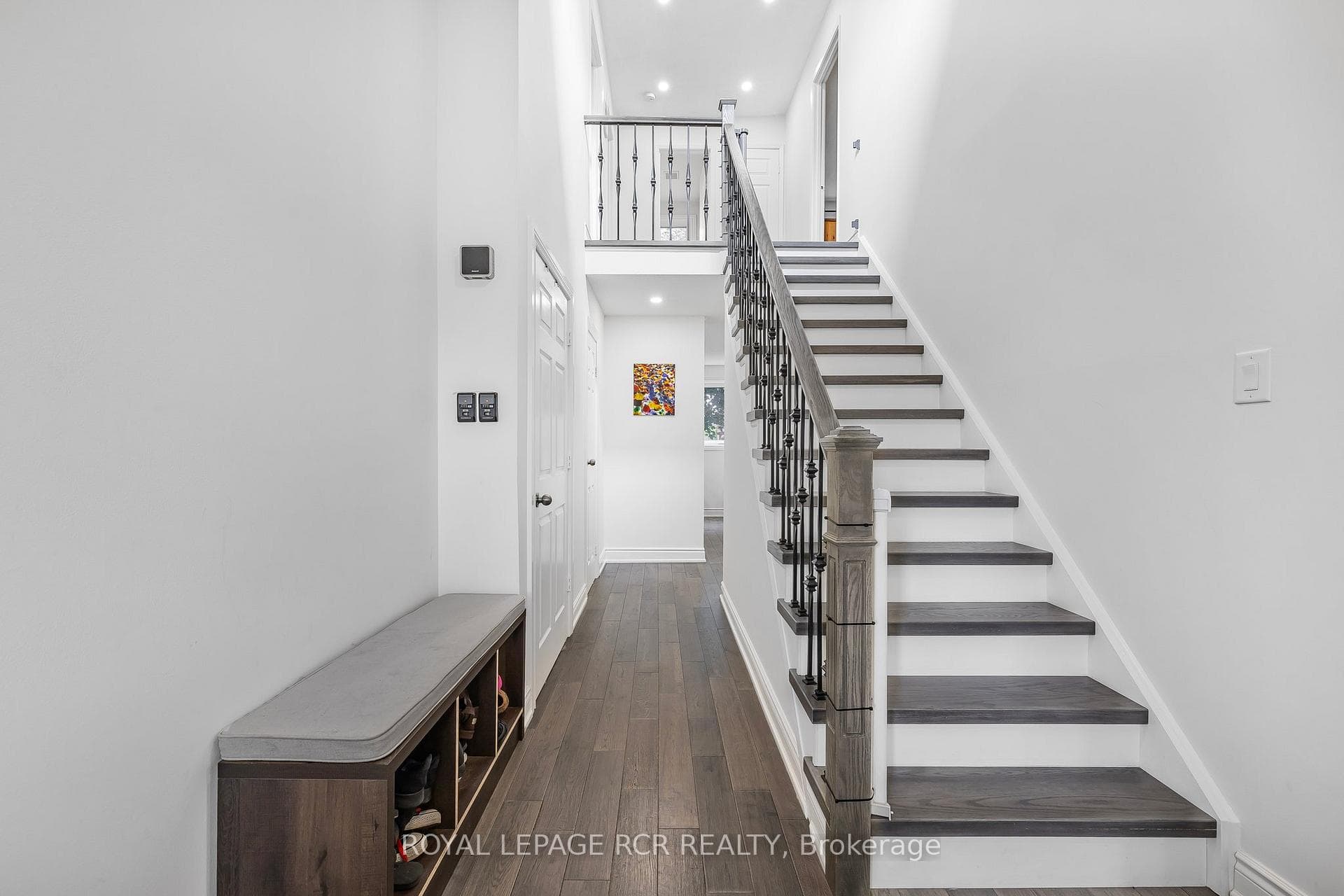 41 Howlett Avenue photo 5