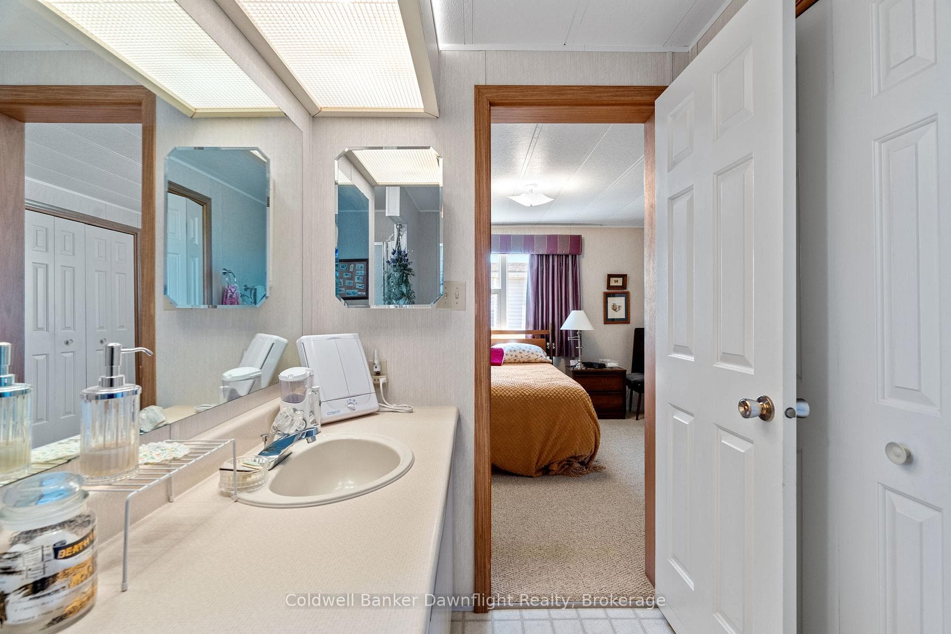 46 Redford Drive photo 31