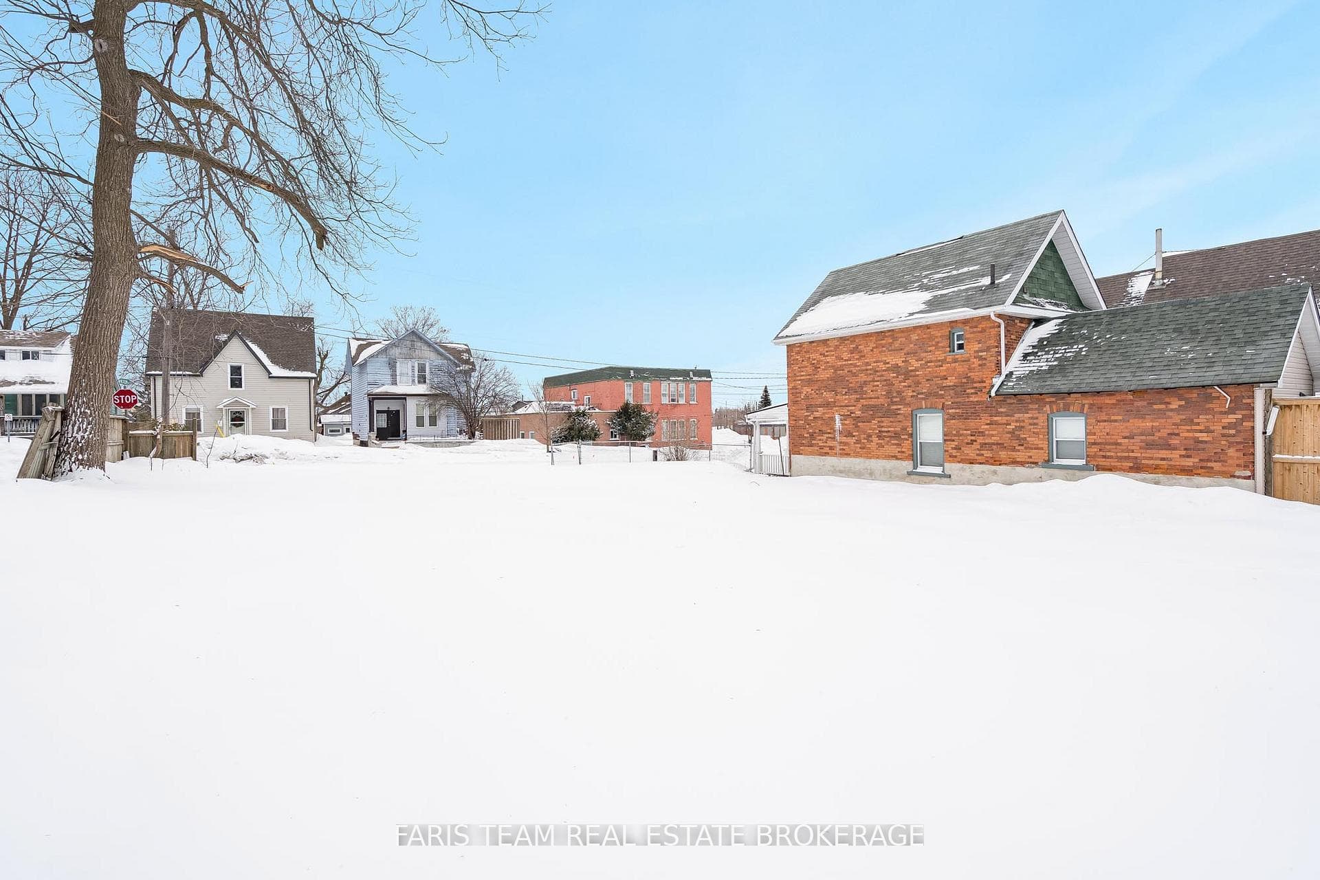 105 Matchedash Street photo 6