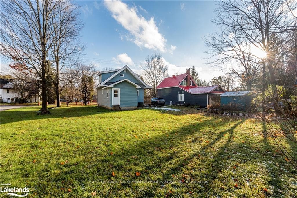 51 TAYLOR Road photo 3