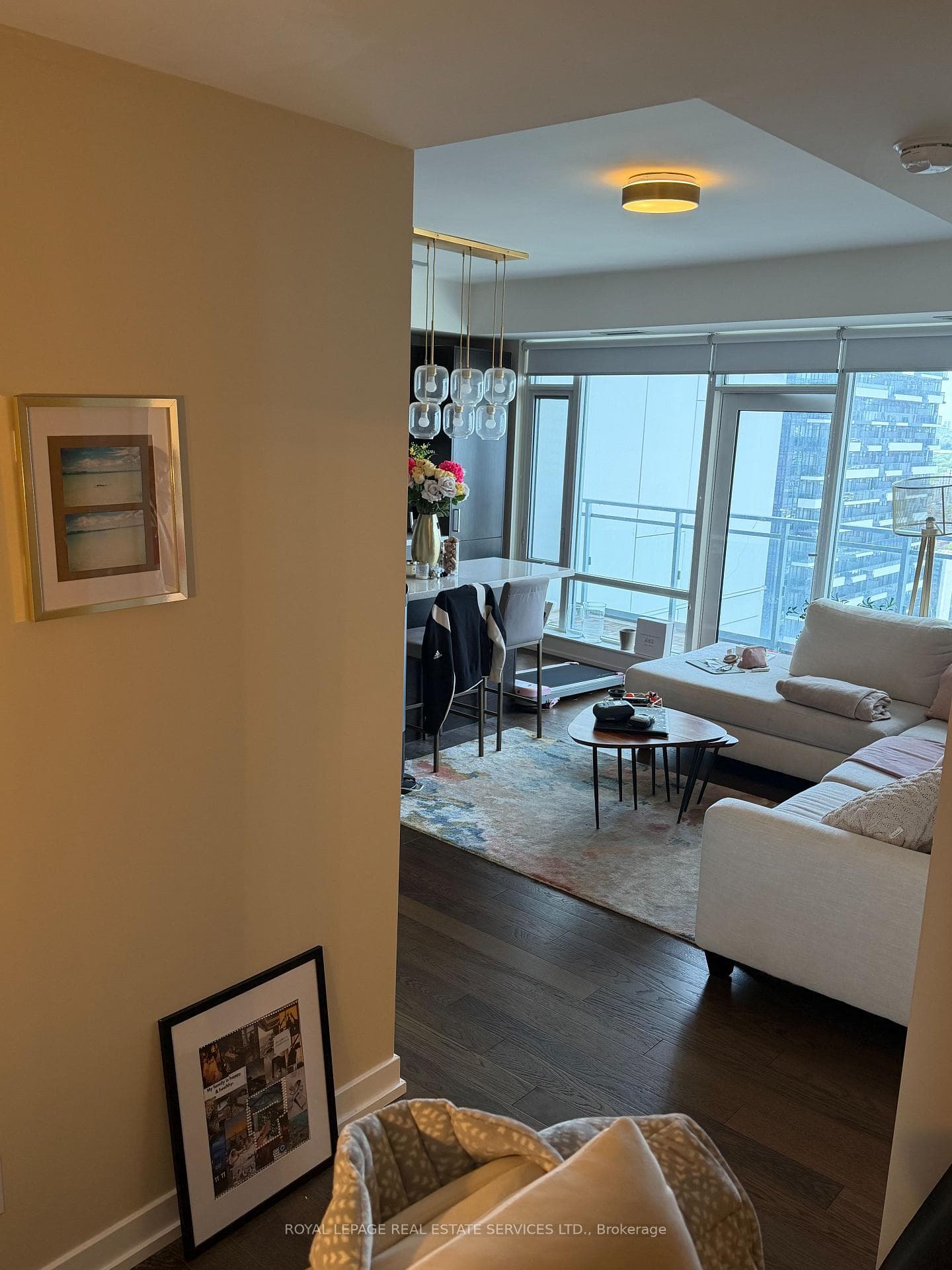 21 Widmer Street Unit 3706 photo 23
