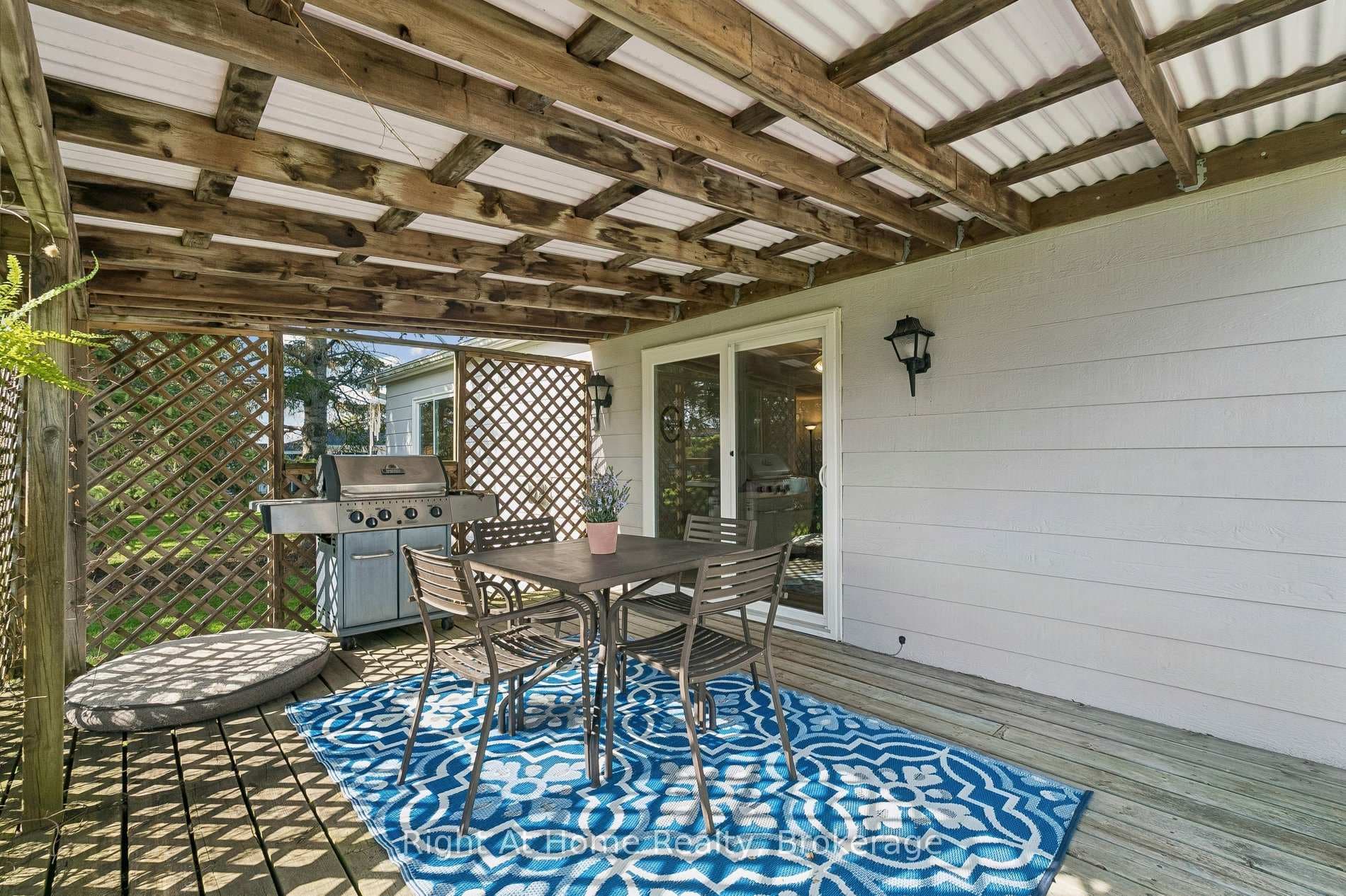 6 Emery Court photo 28