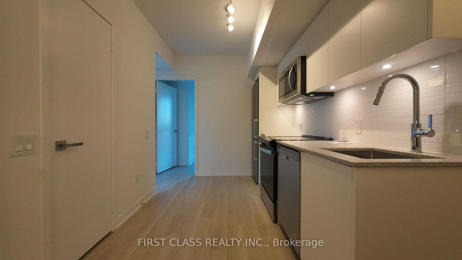 500 Wilson Avenue Unit 448 photo 5