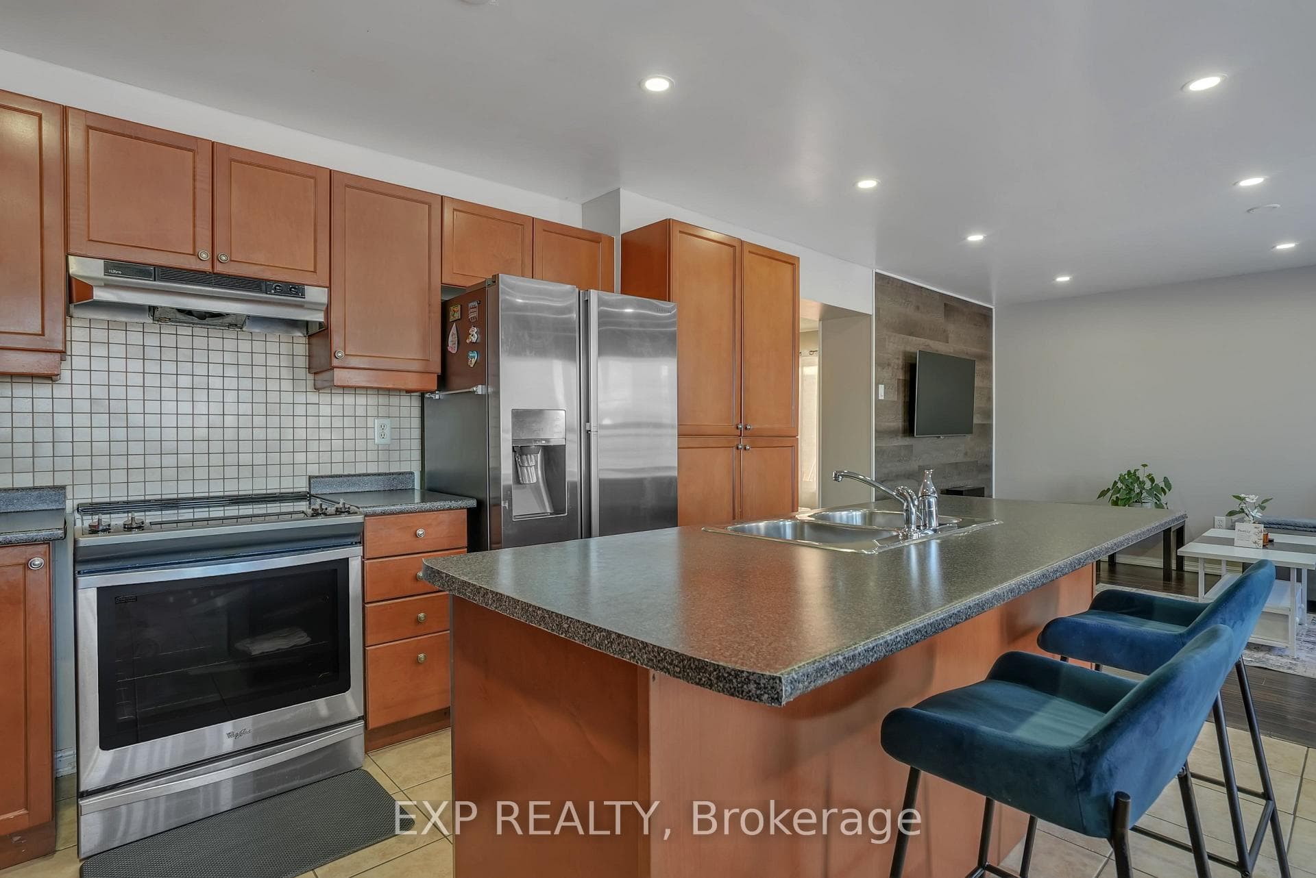 38 John W Taylor Avenue photo 17