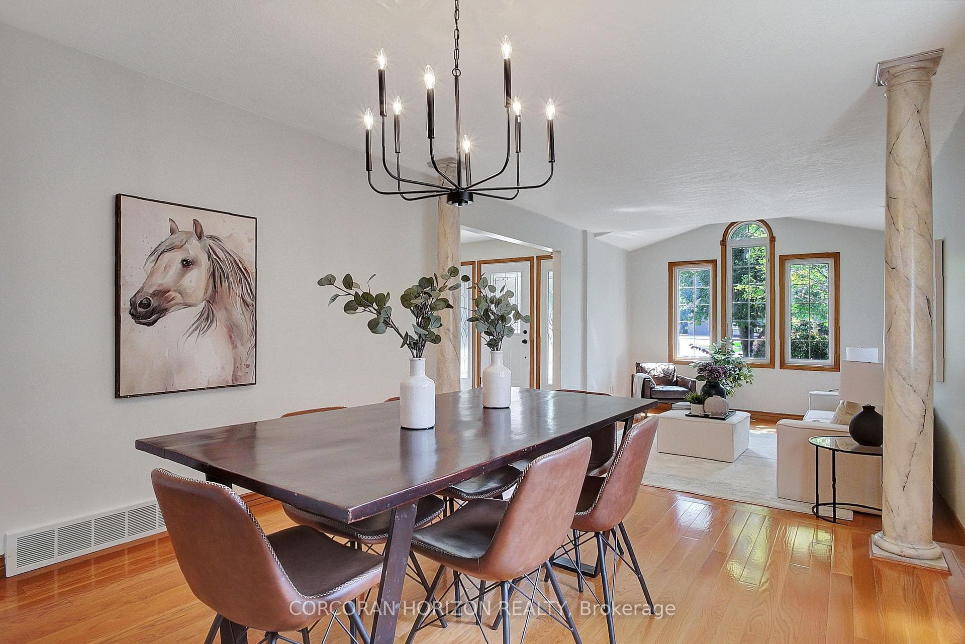 26 Woodmans Court photo 8