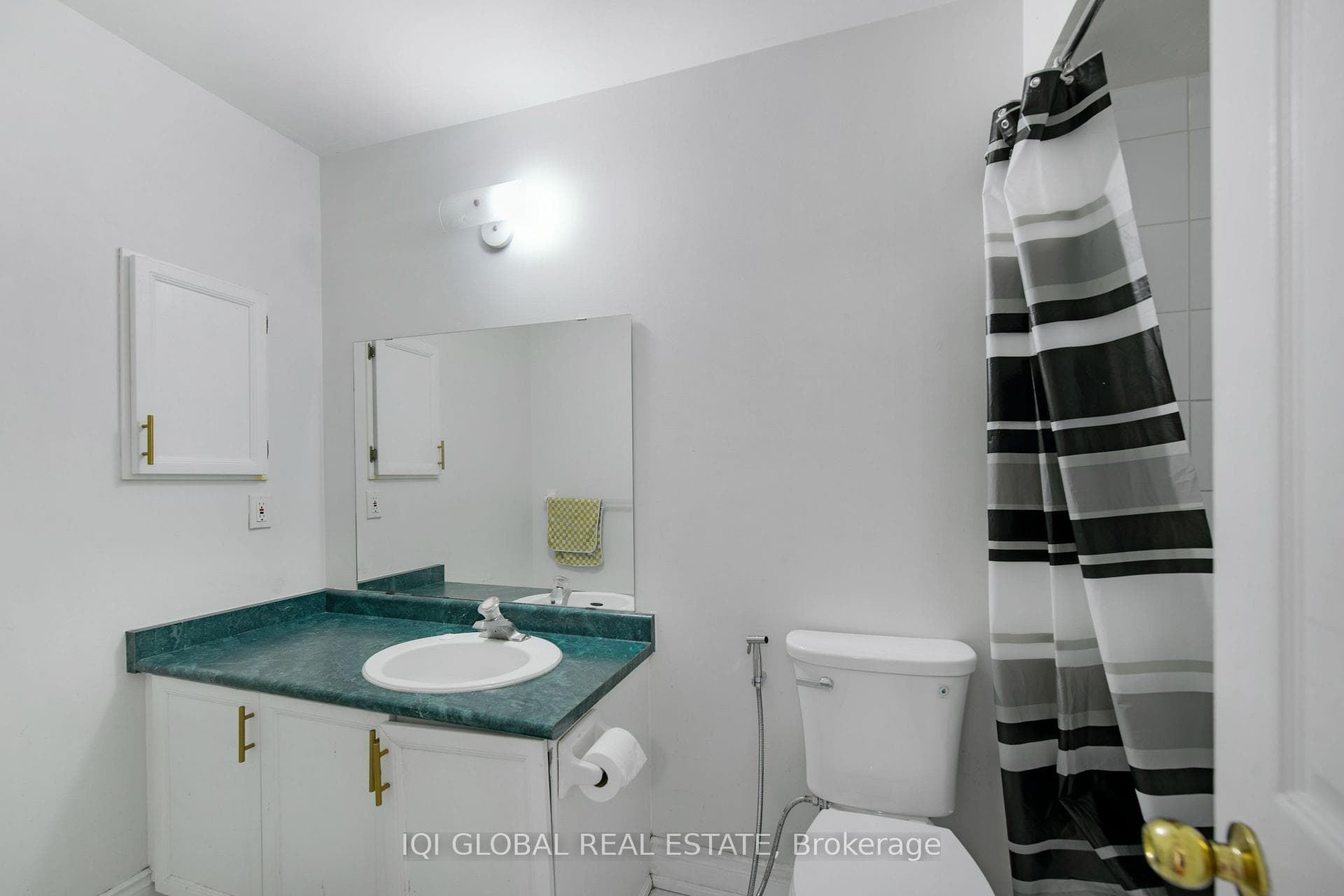 2 Sir Lou Drive Unit 139 photo 14