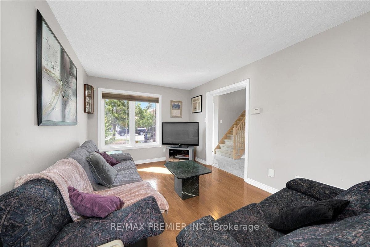 17 Berrydown Drive photo 11