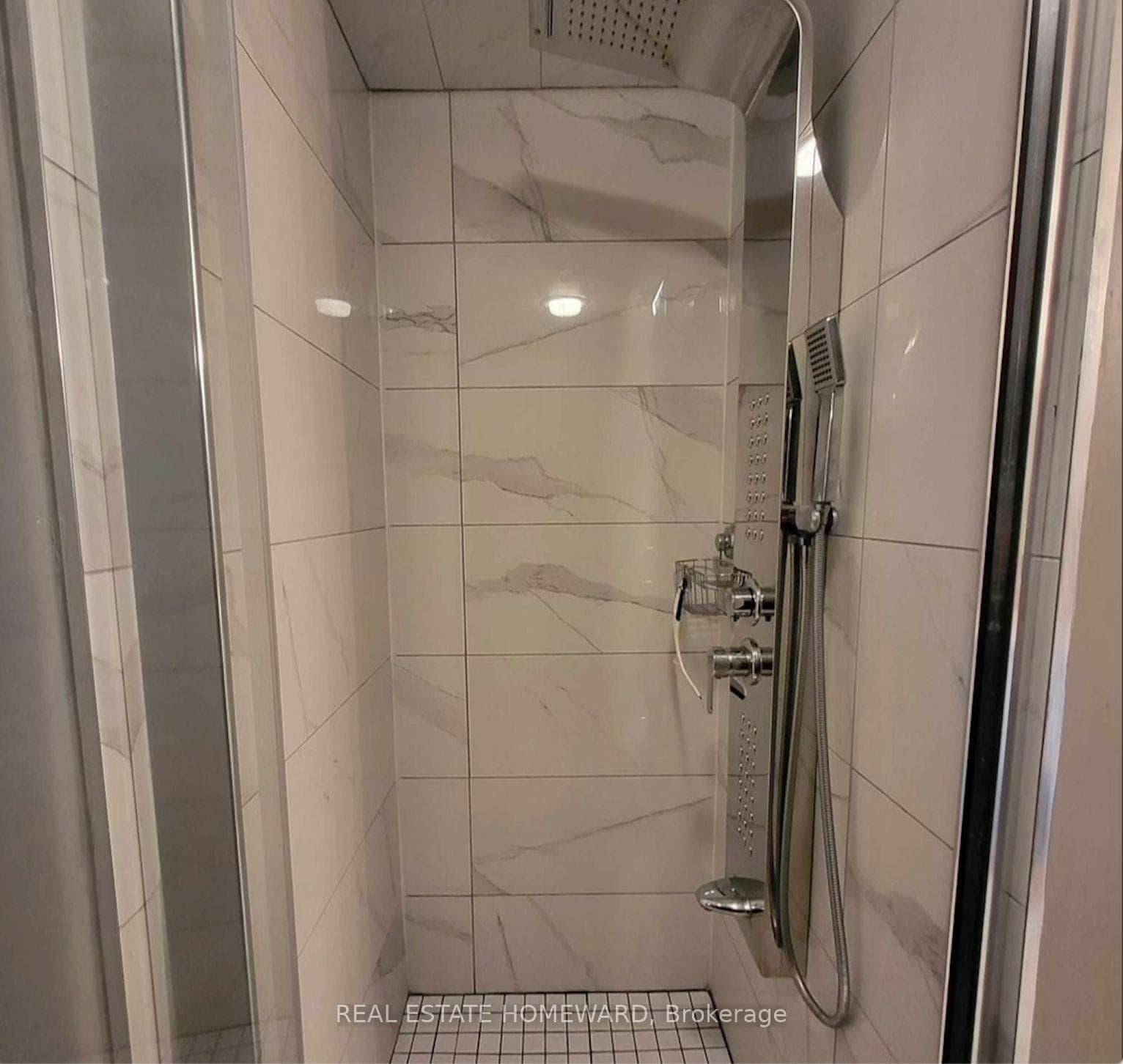 801 King Street Unit 827 photo 6
