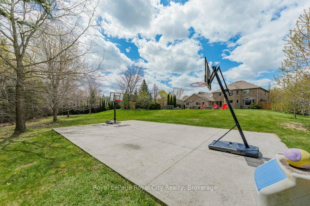47 Cross Creek Boulevard photo 46