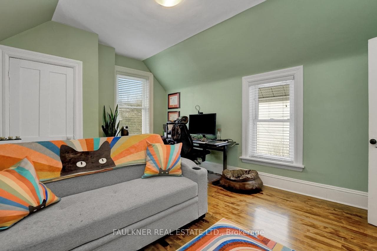 37 Arlington Avenue photo 22