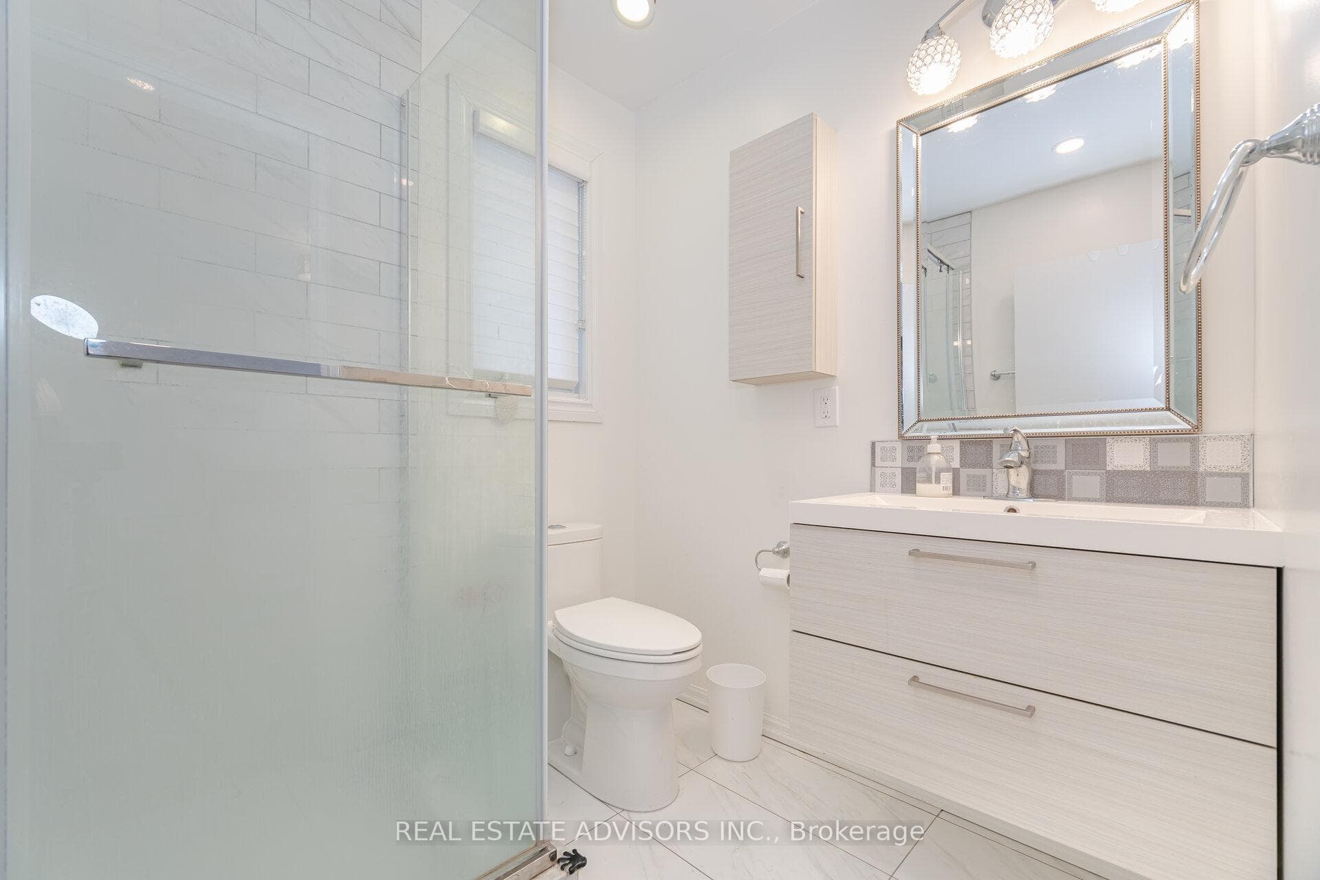 7 Foxwarren Drive photo 18