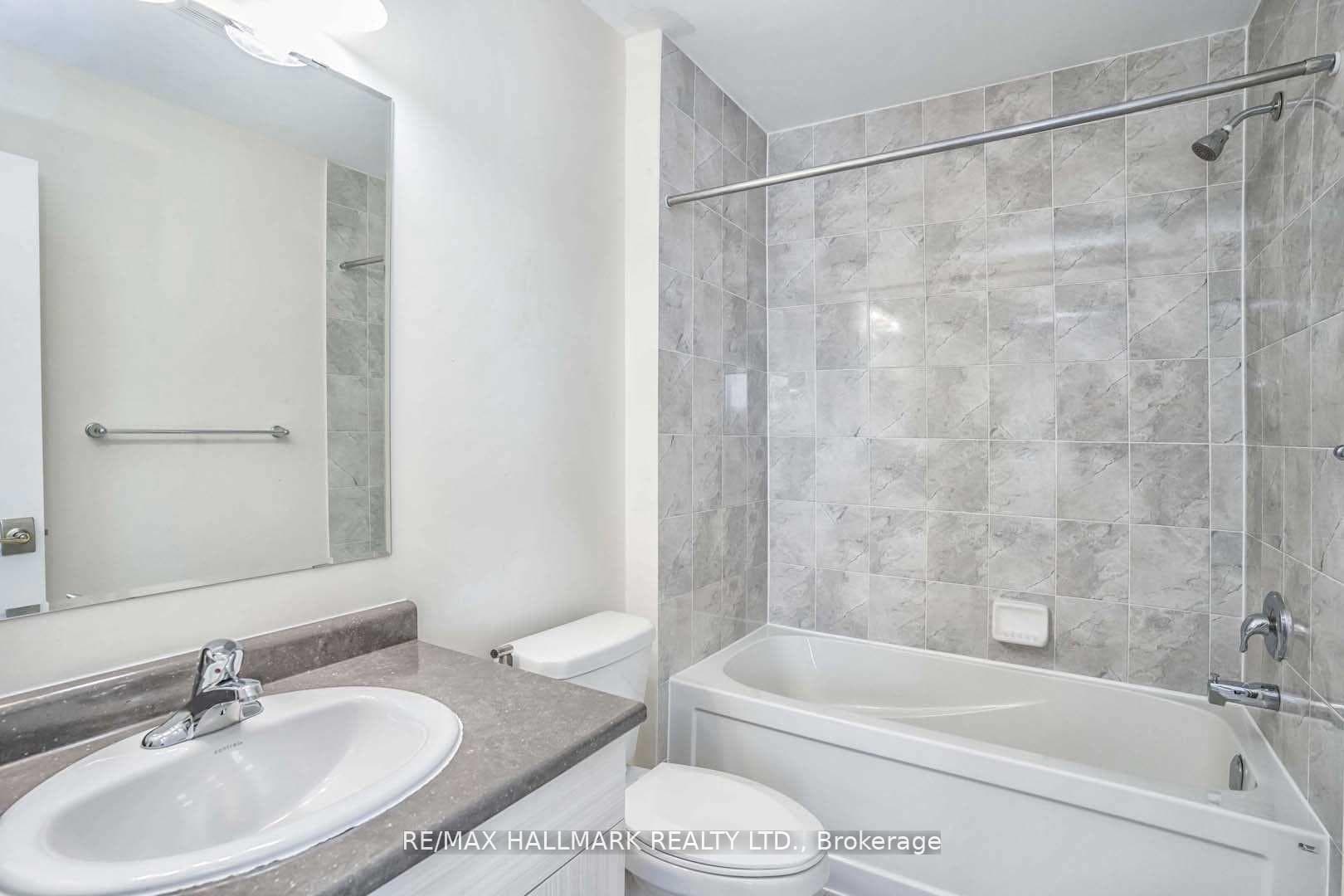 34 Heron Park Place photo 28