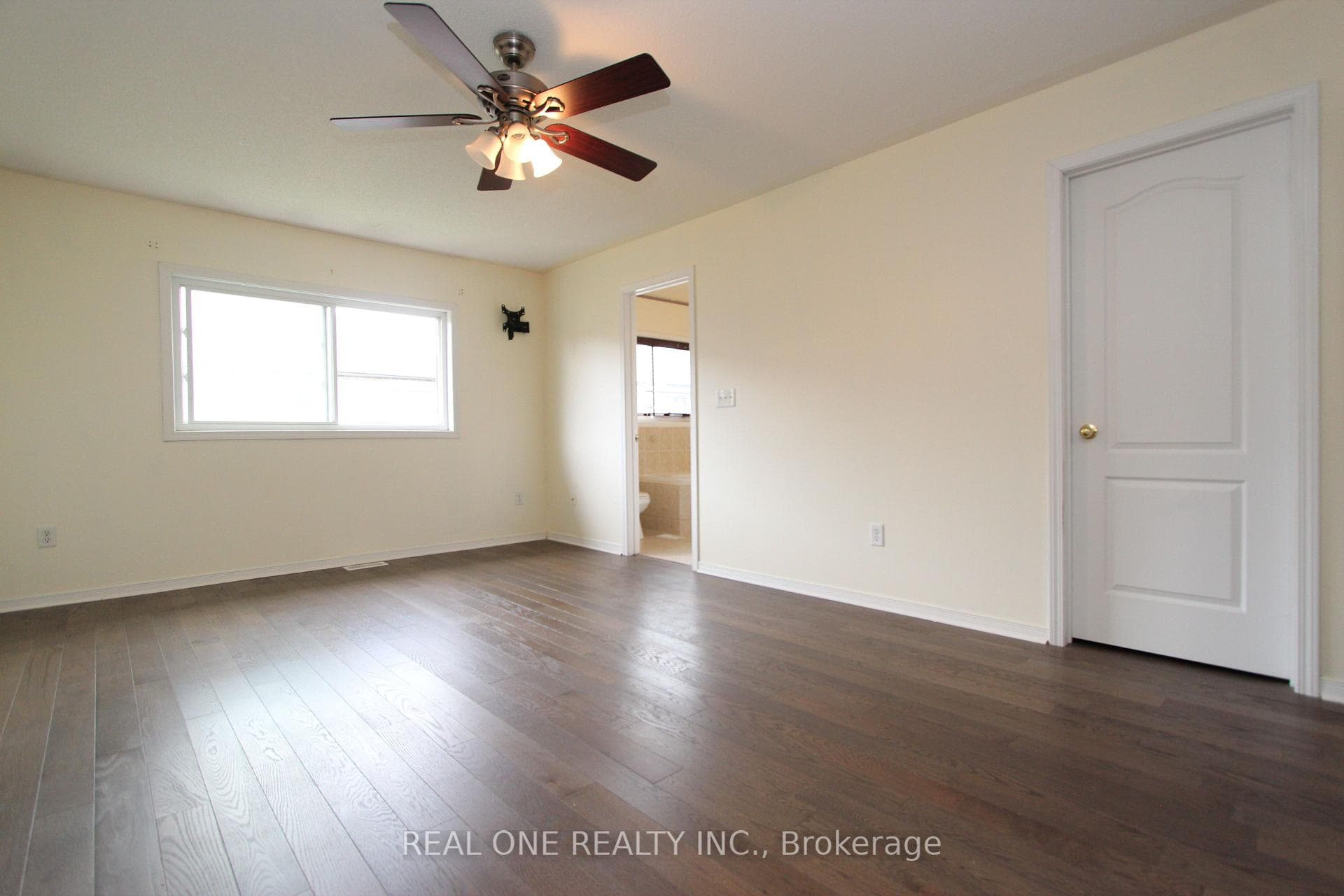 350 Mingay Avenue photo 14