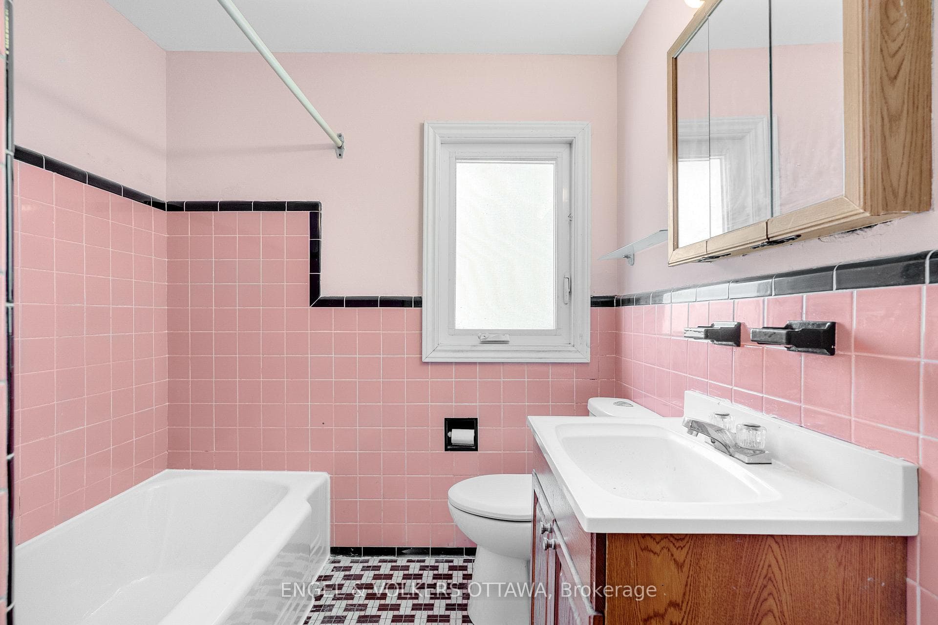 1402 Kilborn Avenue photo 22