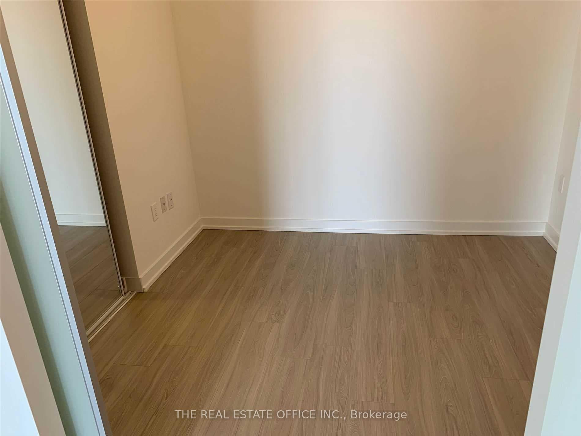 1 Yorkville Avenue Unit 1705 photo 18