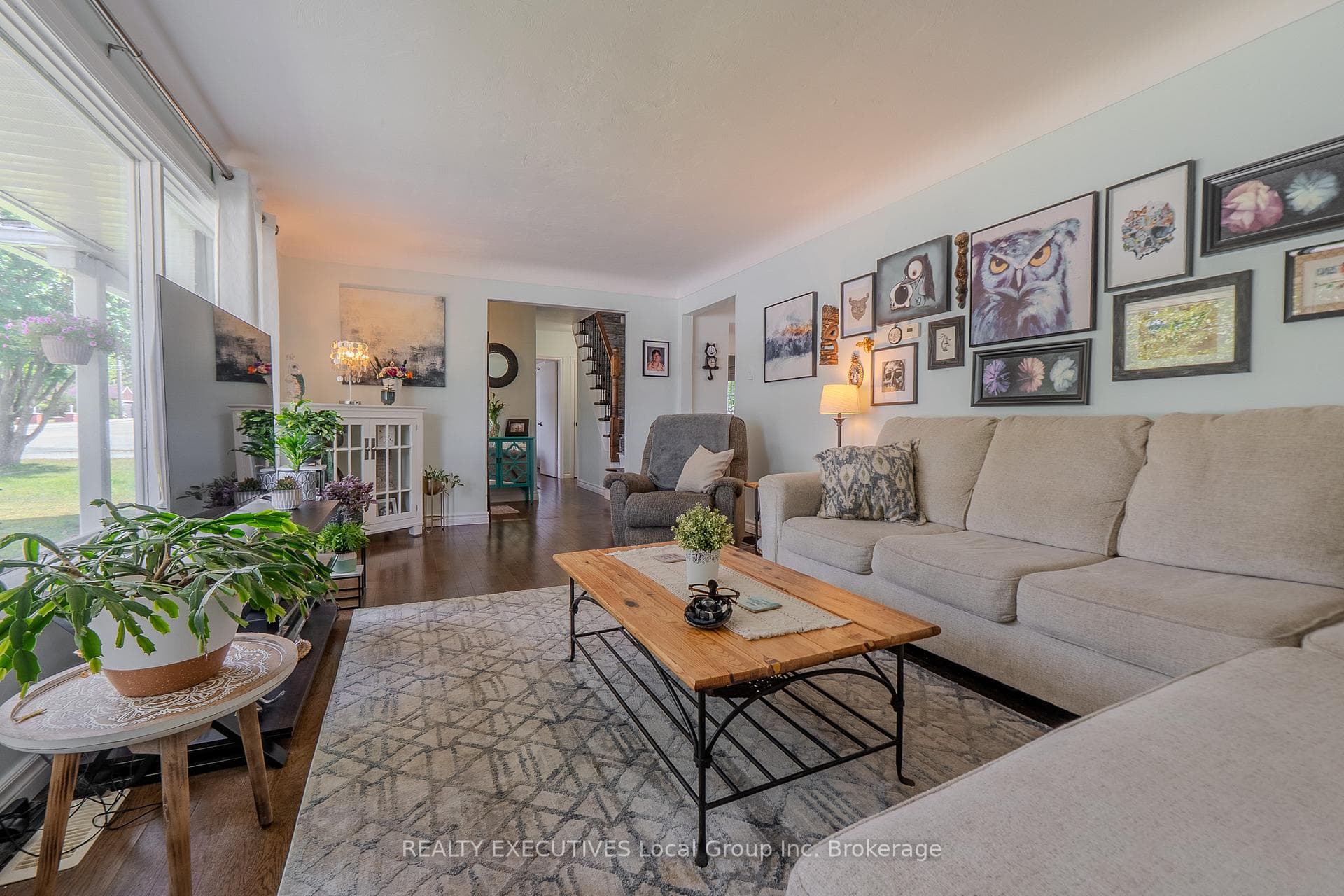 Contemporary Decor