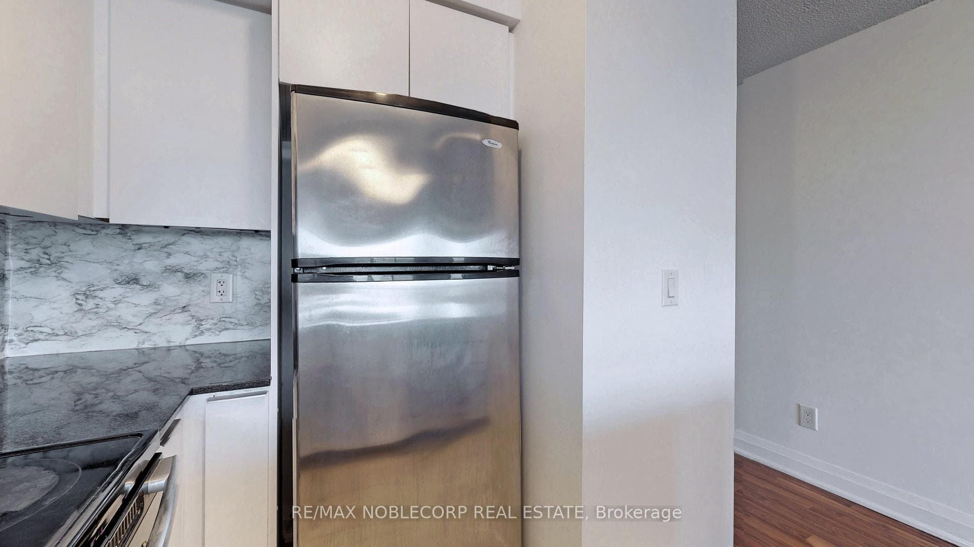 20 North Park Road Unit 516 photo 24