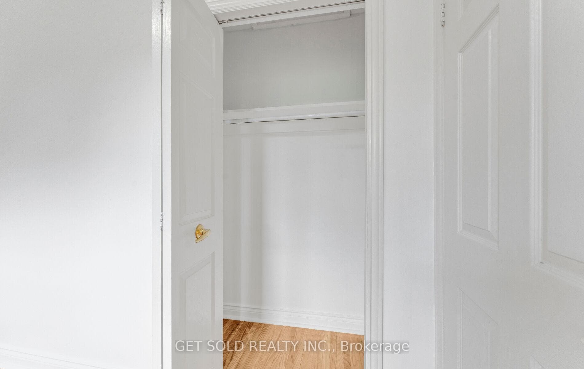 90 Celestine Drive photo 24