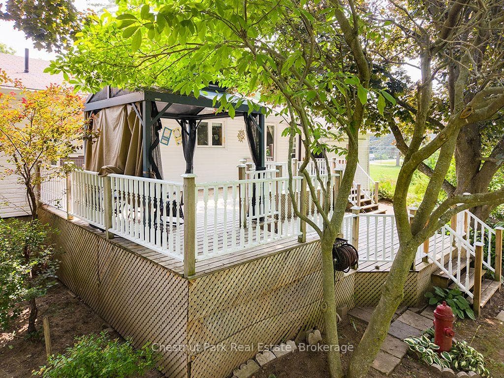 216 Margaret Street photo 30