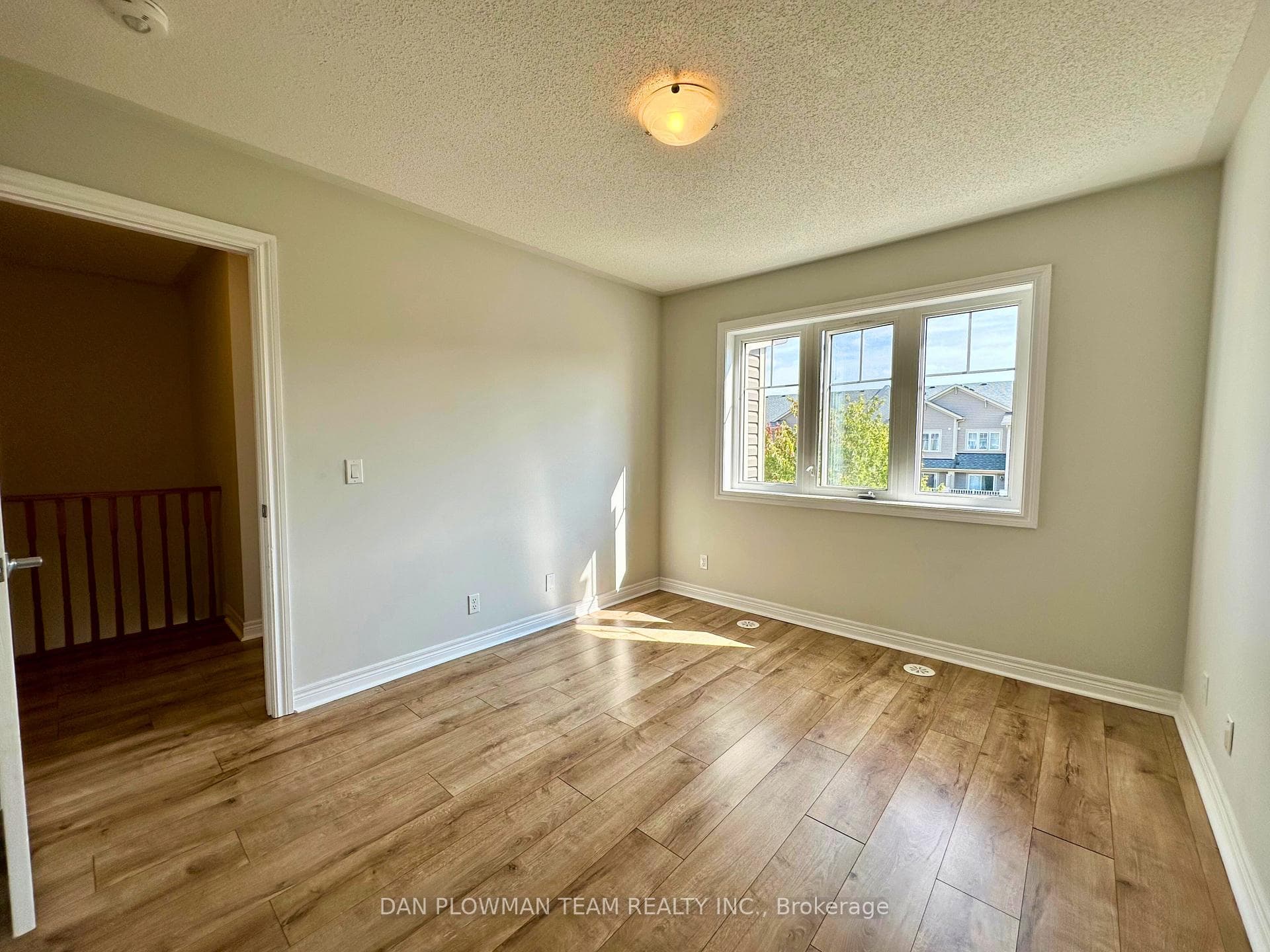 86 Tabaret Crescent photo 14