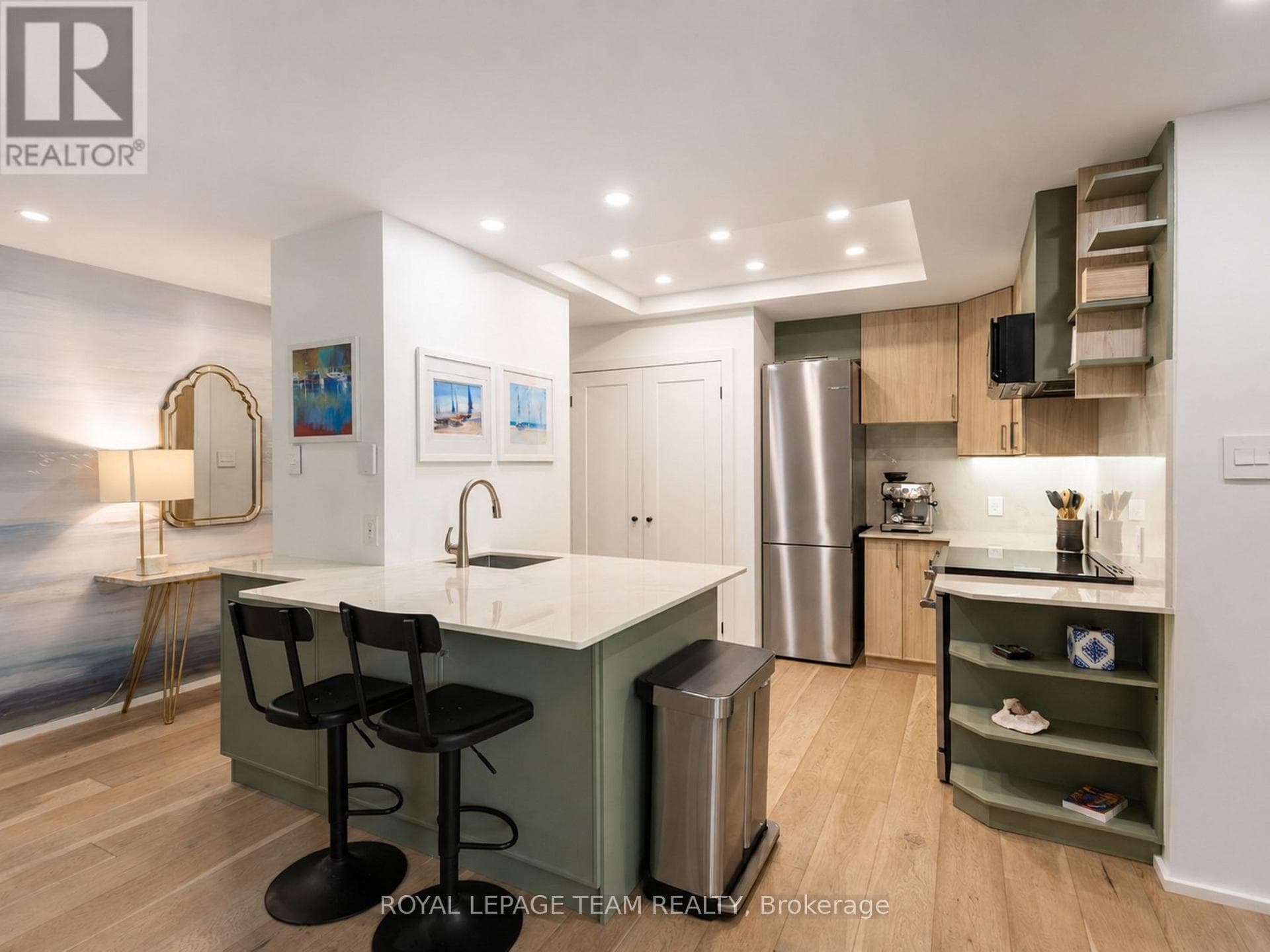 15 Murray Street Unit 2 photo 10