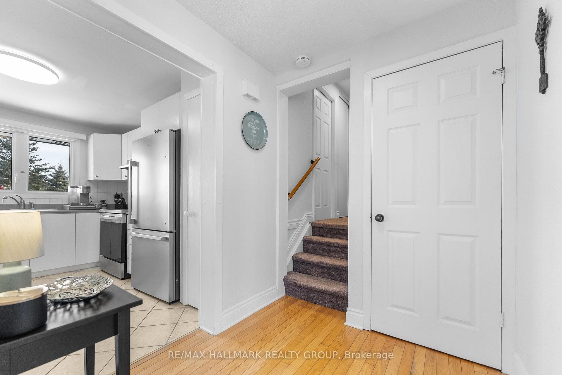 411 Gilles Street photo 11