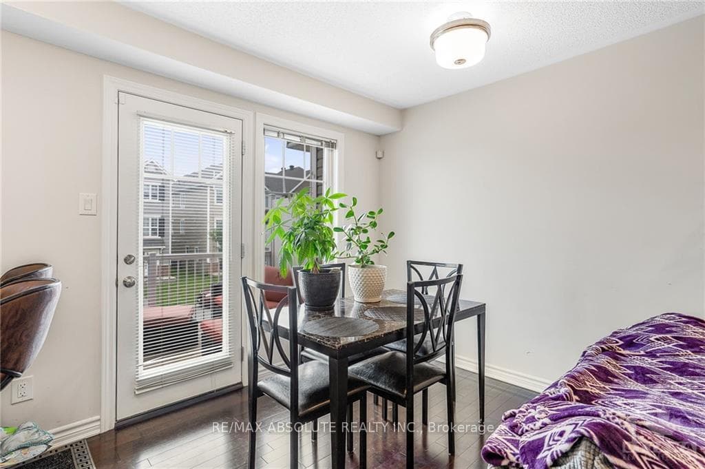 345 PUMPKINSEED Crescent photo 8