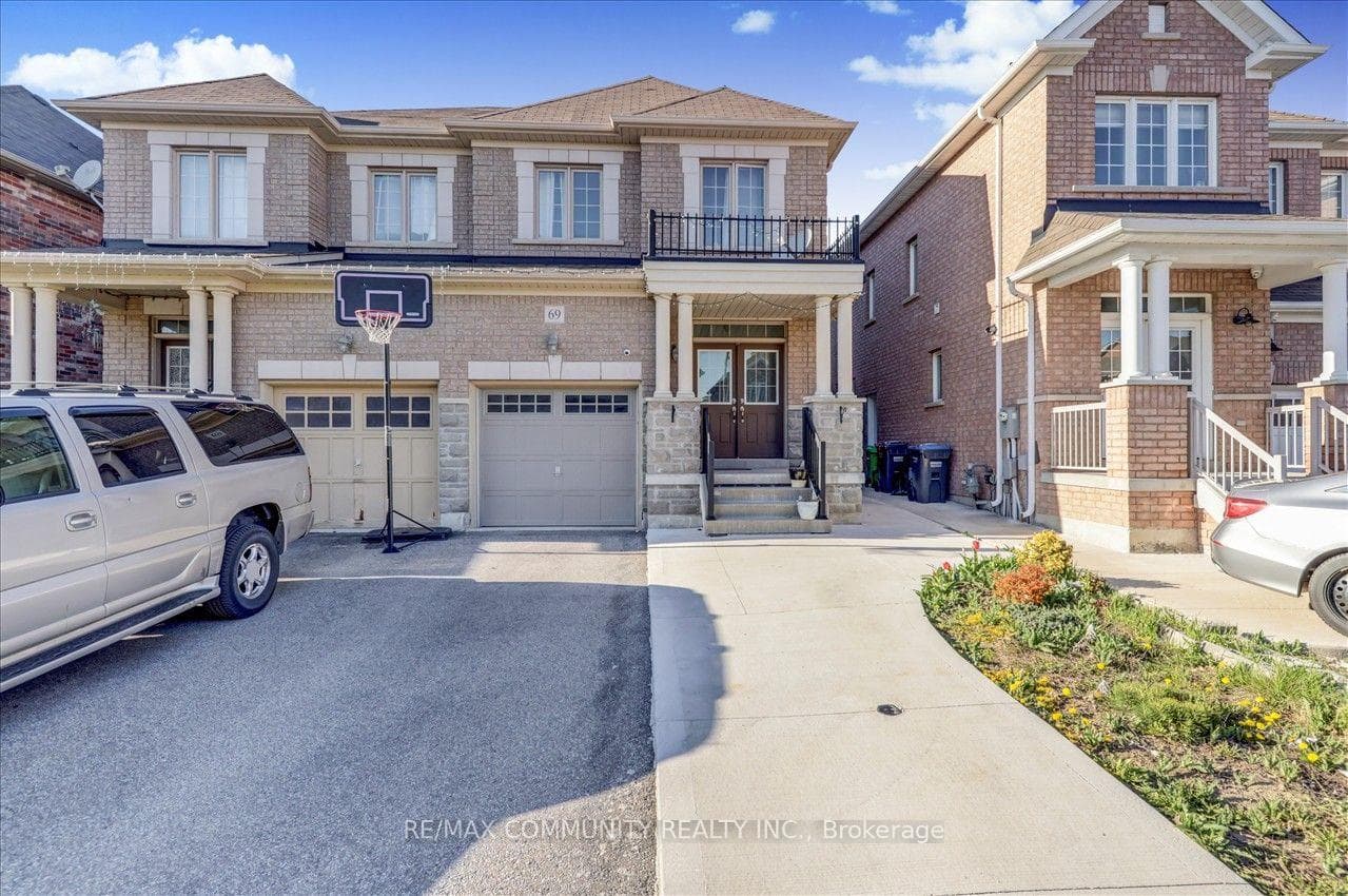 69 Clearfield Drive photo 2
