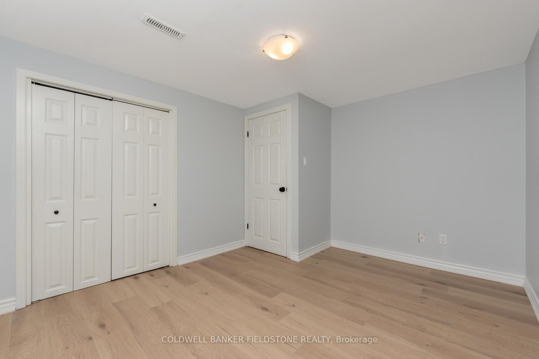 17 Hewson Crescent photo 27